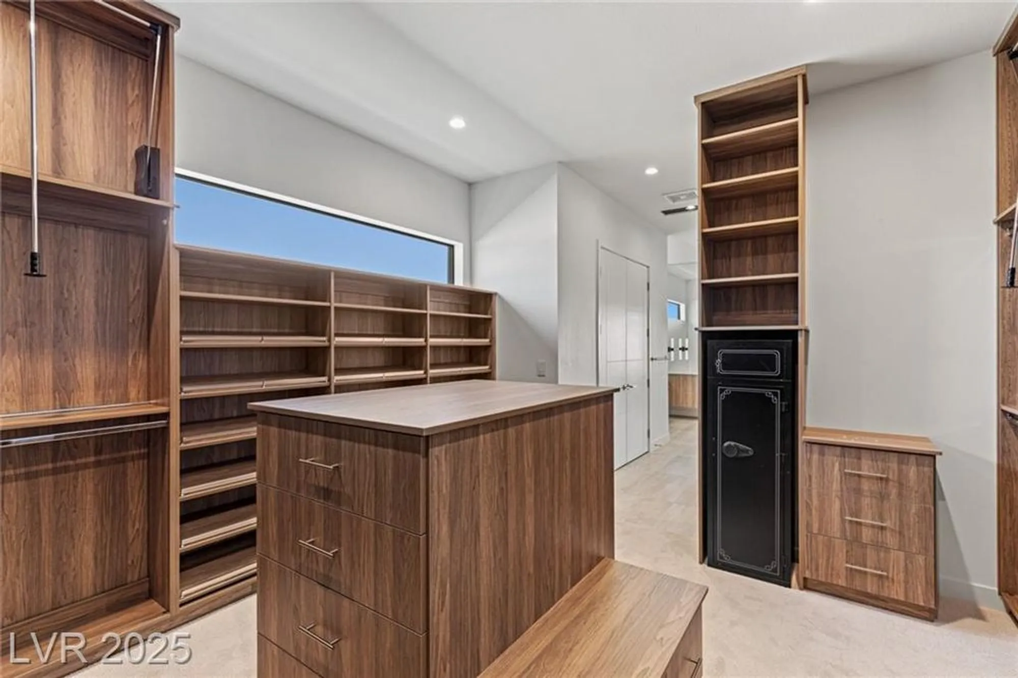 Property Slideshow image 23 of 62 | 1548 pleasant bay ct, Henderson, NV, 89011