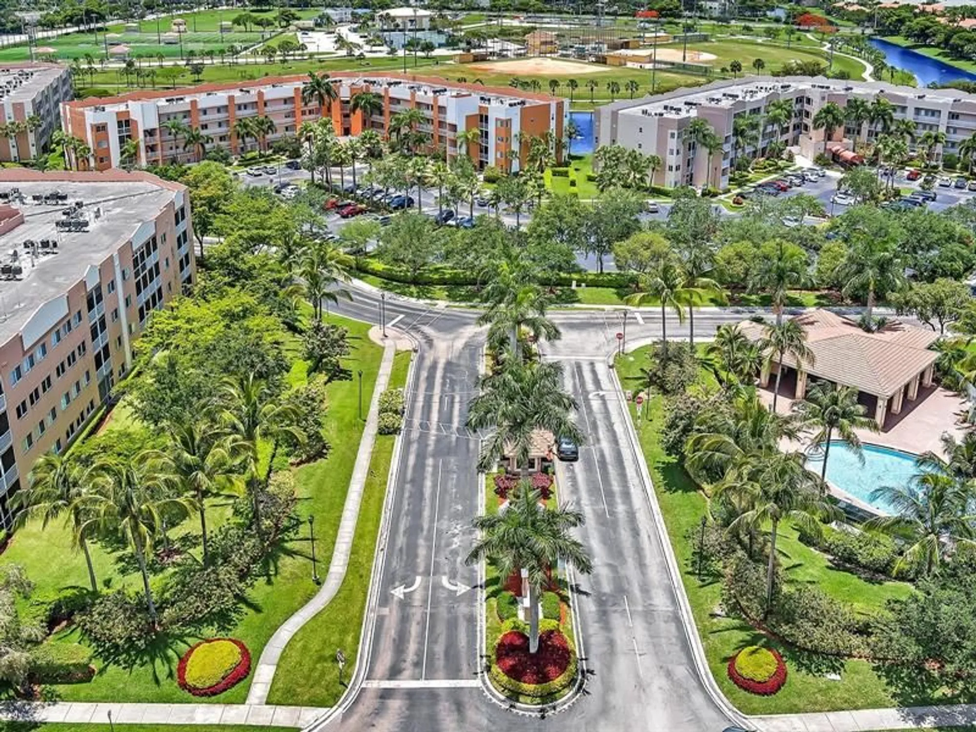 Property Slideshow image 57 of 78 | 7775 yardley dr apt 110, Tamarac, FL, 33321