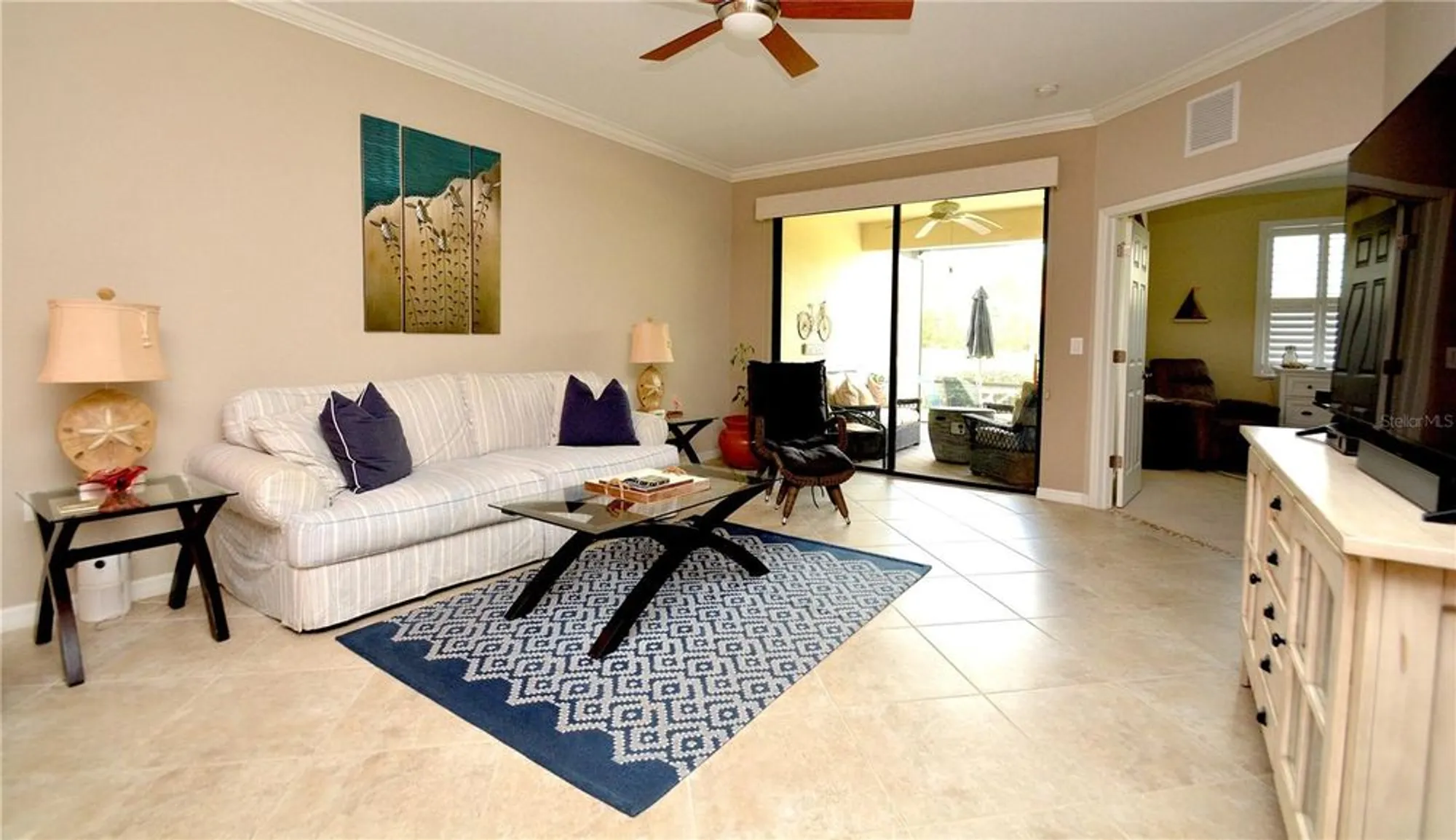 Property Slideshow image 8 of 29 | 6740 willowshire way, Bradenton, FL, 34212