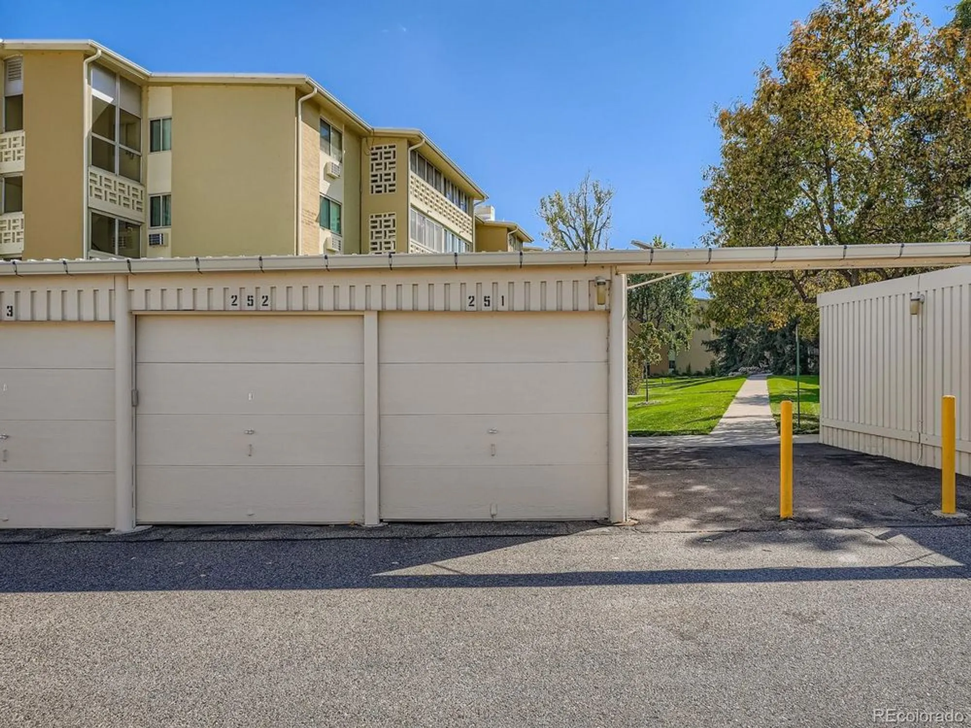 Property Slideshow image 17 of 31 | 680 s alton way unit 1b, Denver, CO, 80247