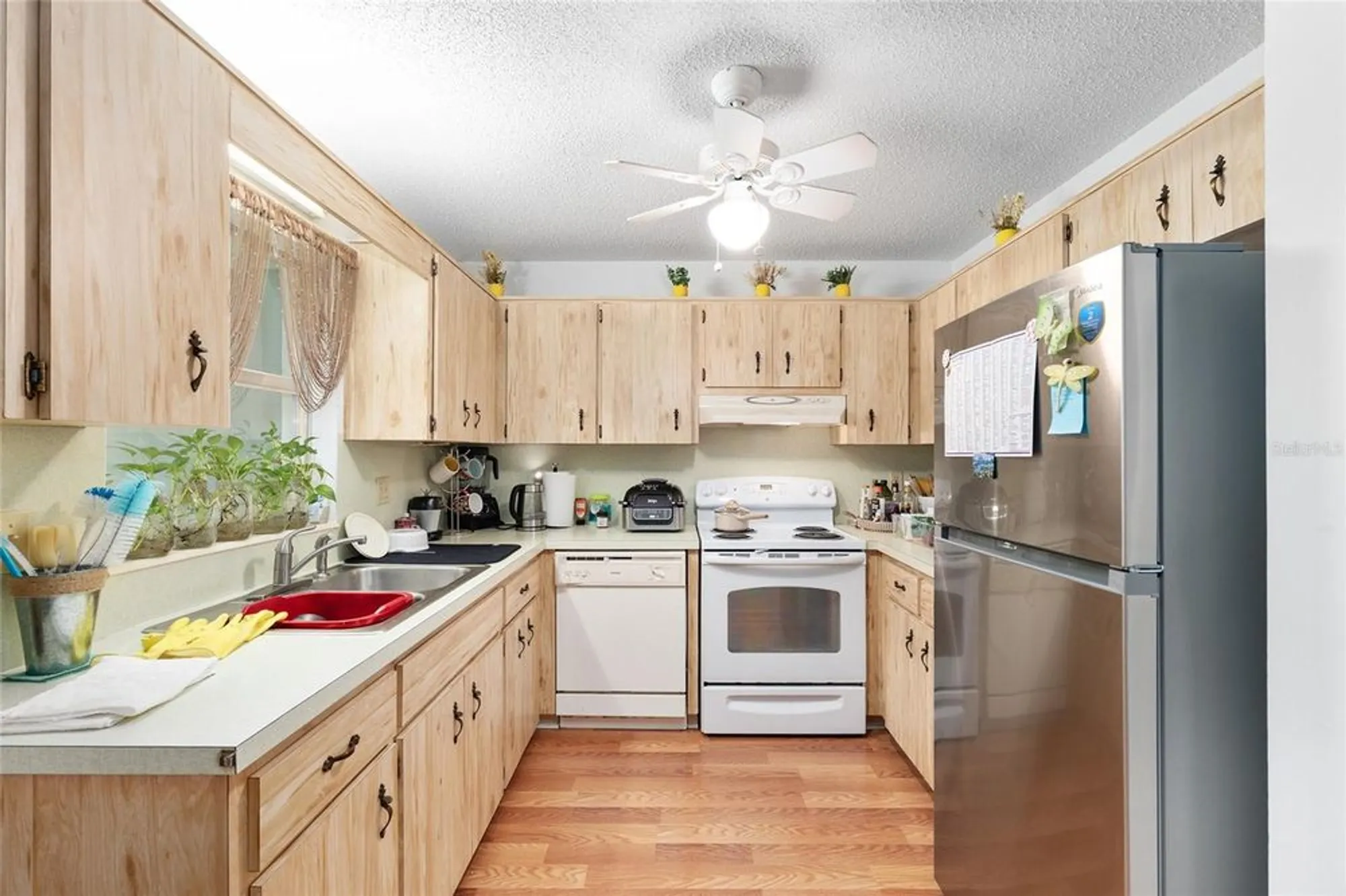 Property Slideshow image 13 of 37 | 8580 sw 97th lane rd d, Ocala, FL, 34481