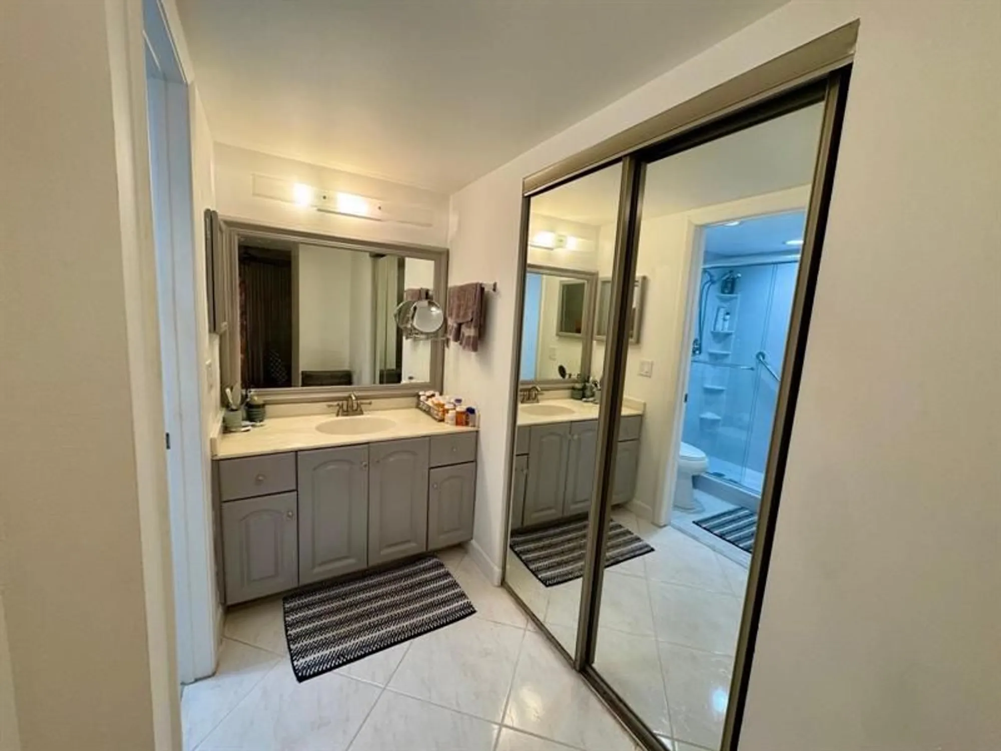 Property Slideshow image 33 of 40 | 6701 n university dr apt 216, Tamarac, FL, 33321