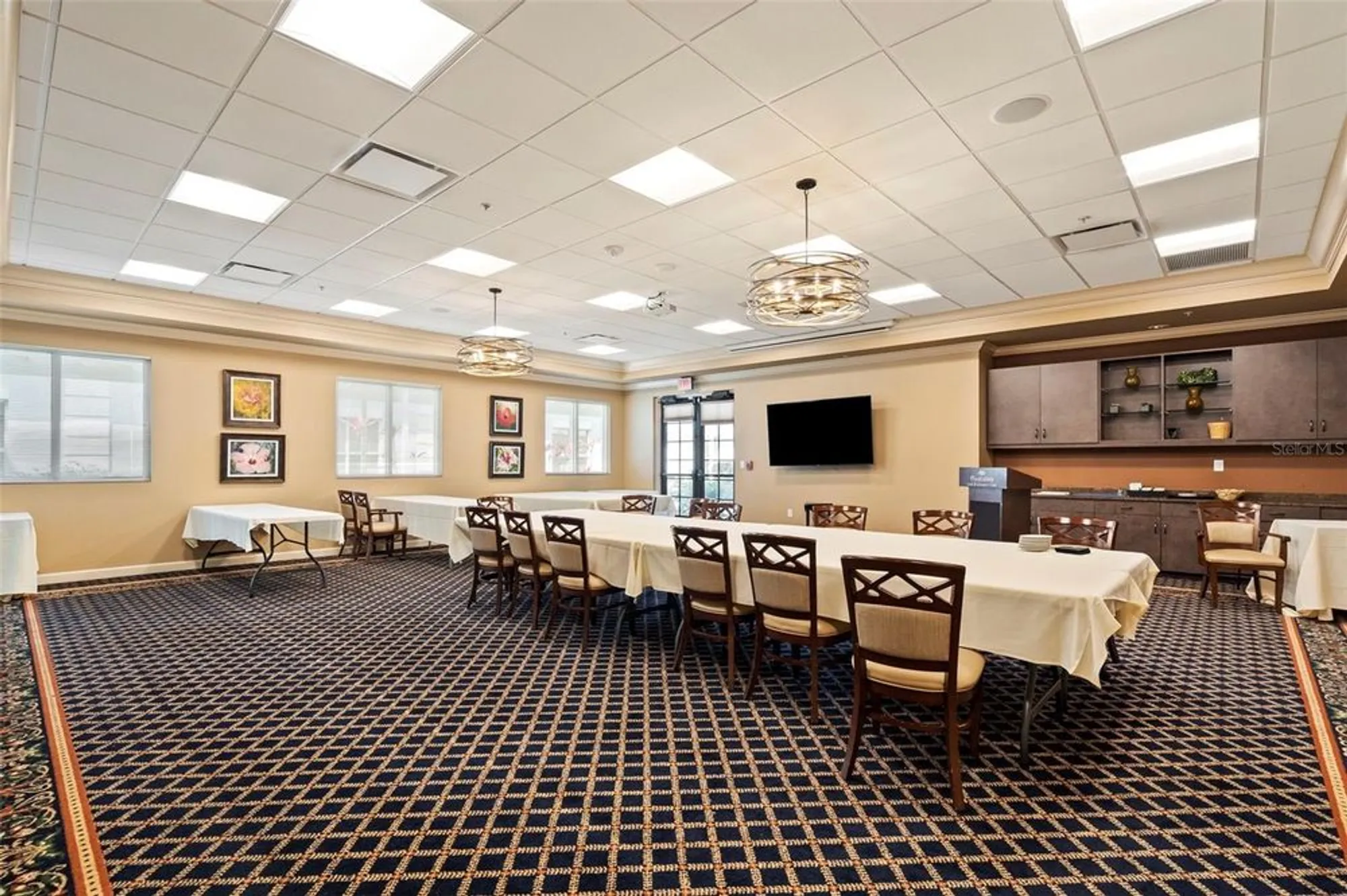 Property Slideshow image 55 of 82 | 214 southampton dr # 327, Venice, FL, 34293