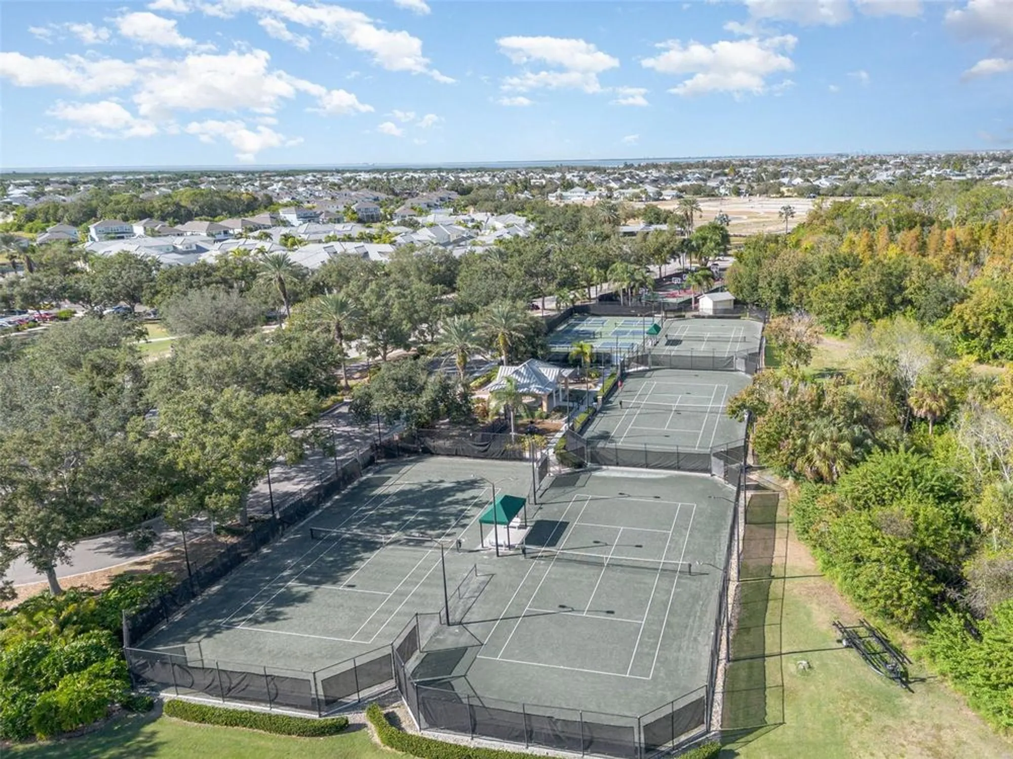 Property Slideshow image 34 of 50 | 302 latitude pl, Apollo Beach, FL, 33572