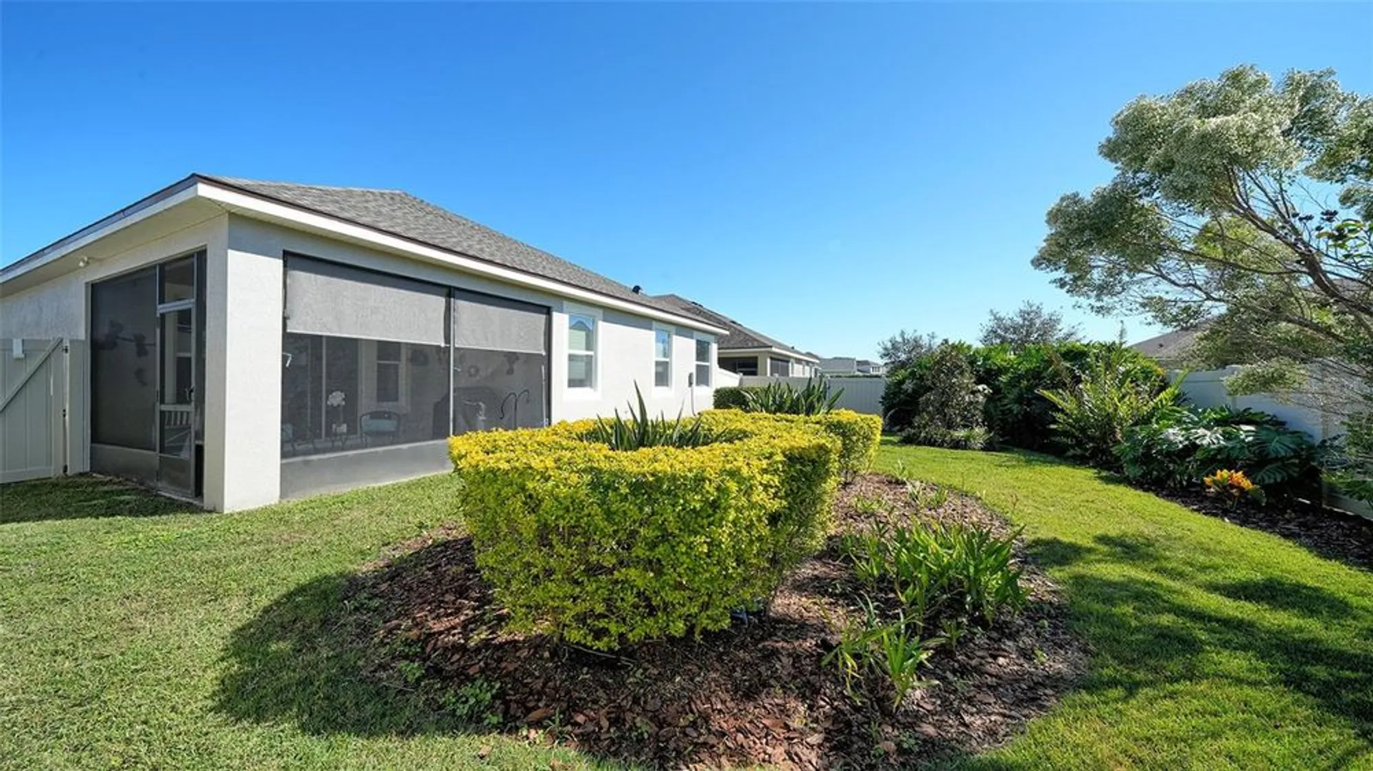 Property Slideshow image 36 of 51 | 11211 spring gate trl, Lakewood Ranch, FL, 34211