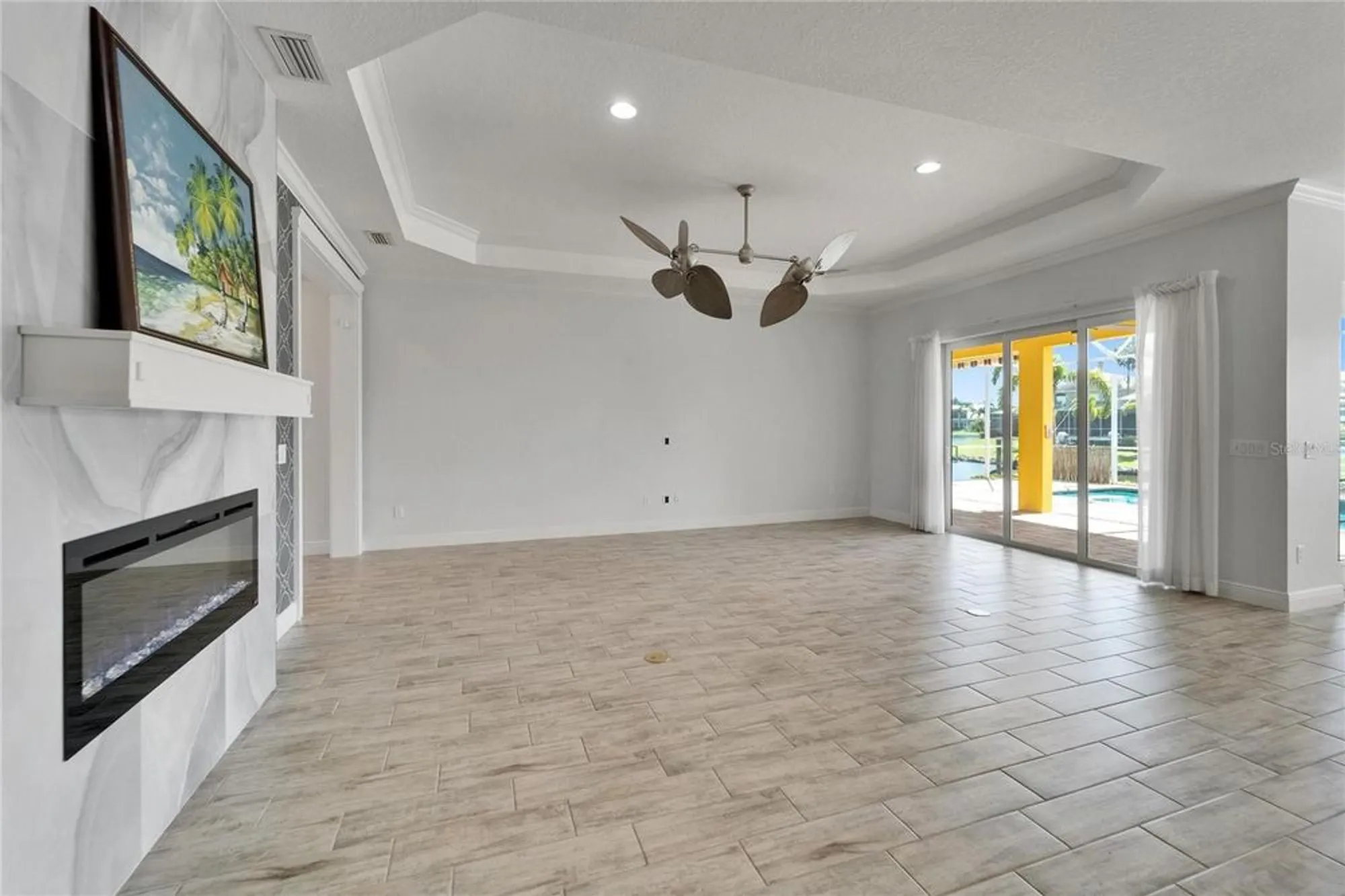 Property Slideshow image 19 of 80 | 721 manns harbor dr, Apollo Beach, FL, 33572