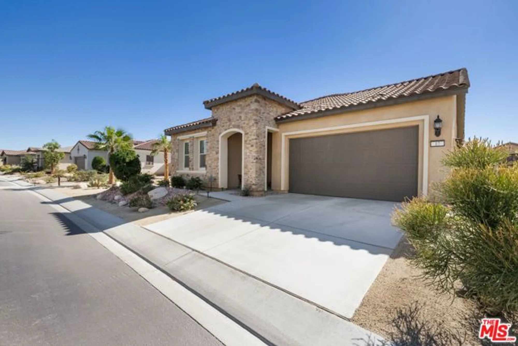Property Slideshow image 2 of 39 | 17 chardonnay, Rancho Mirage, CA, 92270