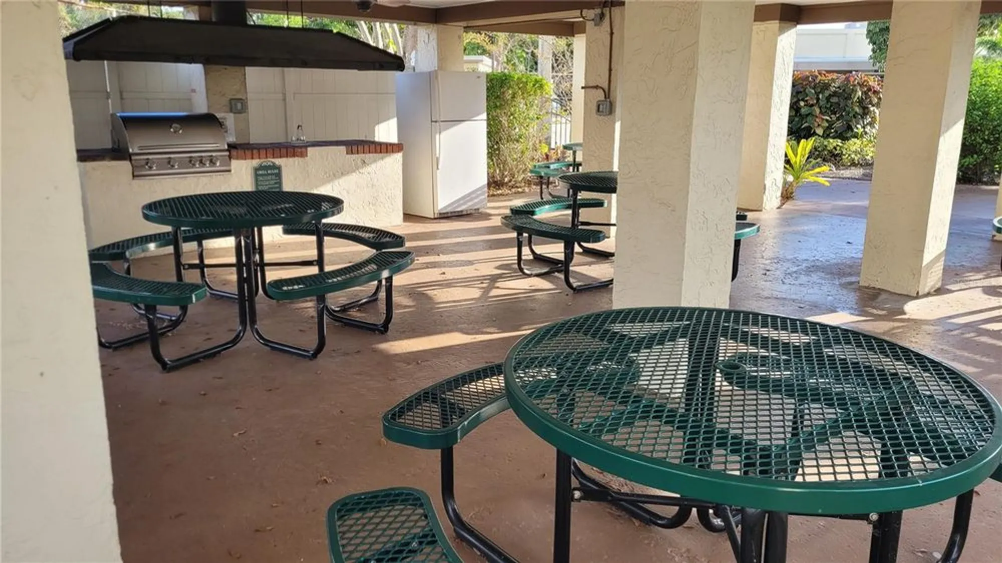 Property Slideshow image 19 of 22 | 5969 terrace park dr n unit 305, St Petersburg, FL, 33709