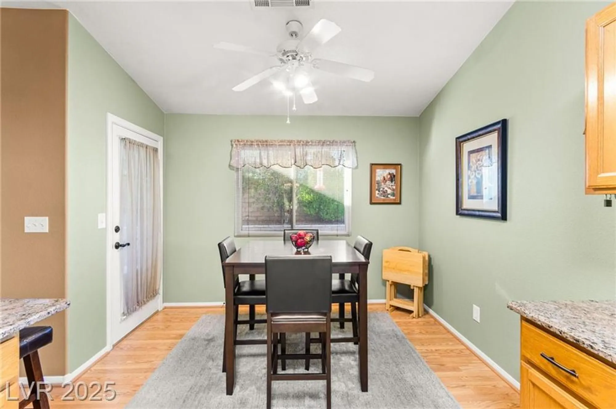 Property Slideshow image 25 of 65 | 5245 woodlawn ln, Las Vegas, NV, 89130