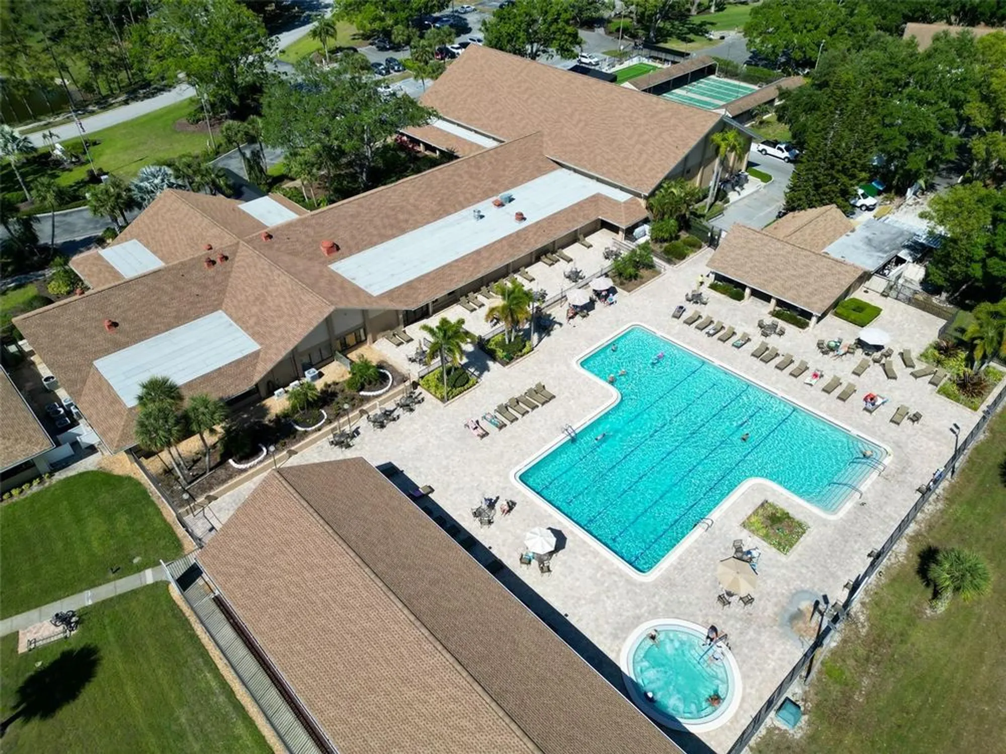 Property Slideshow image 66 of 96 | 2880 doone cir, Palm Harbor, FL, 34684