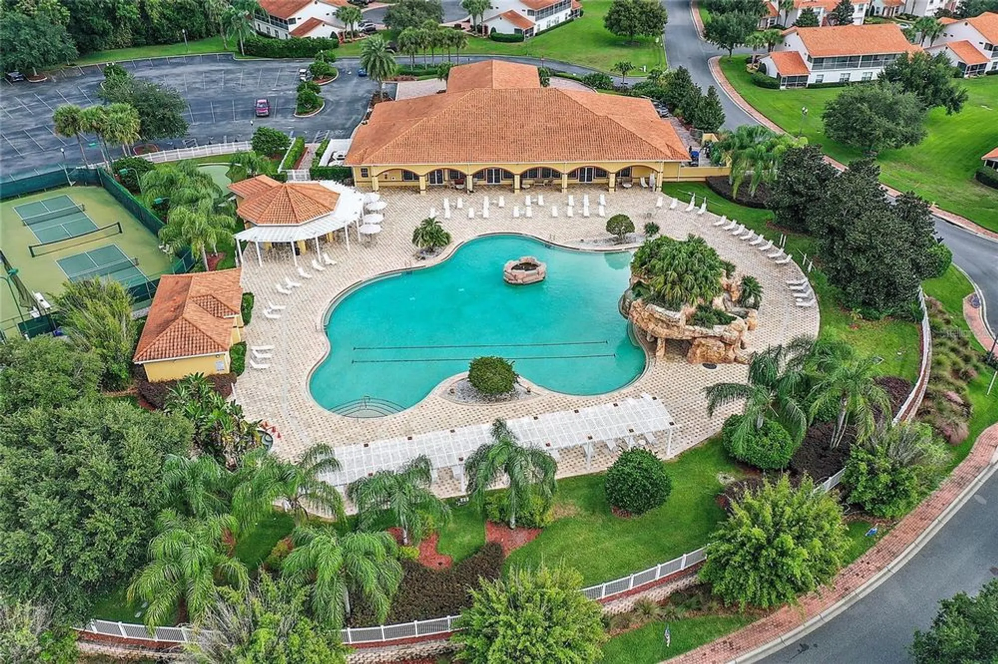 Property Slideshow image 57 of 70 | 10173 lake miona way, Oxford, FL, 34484