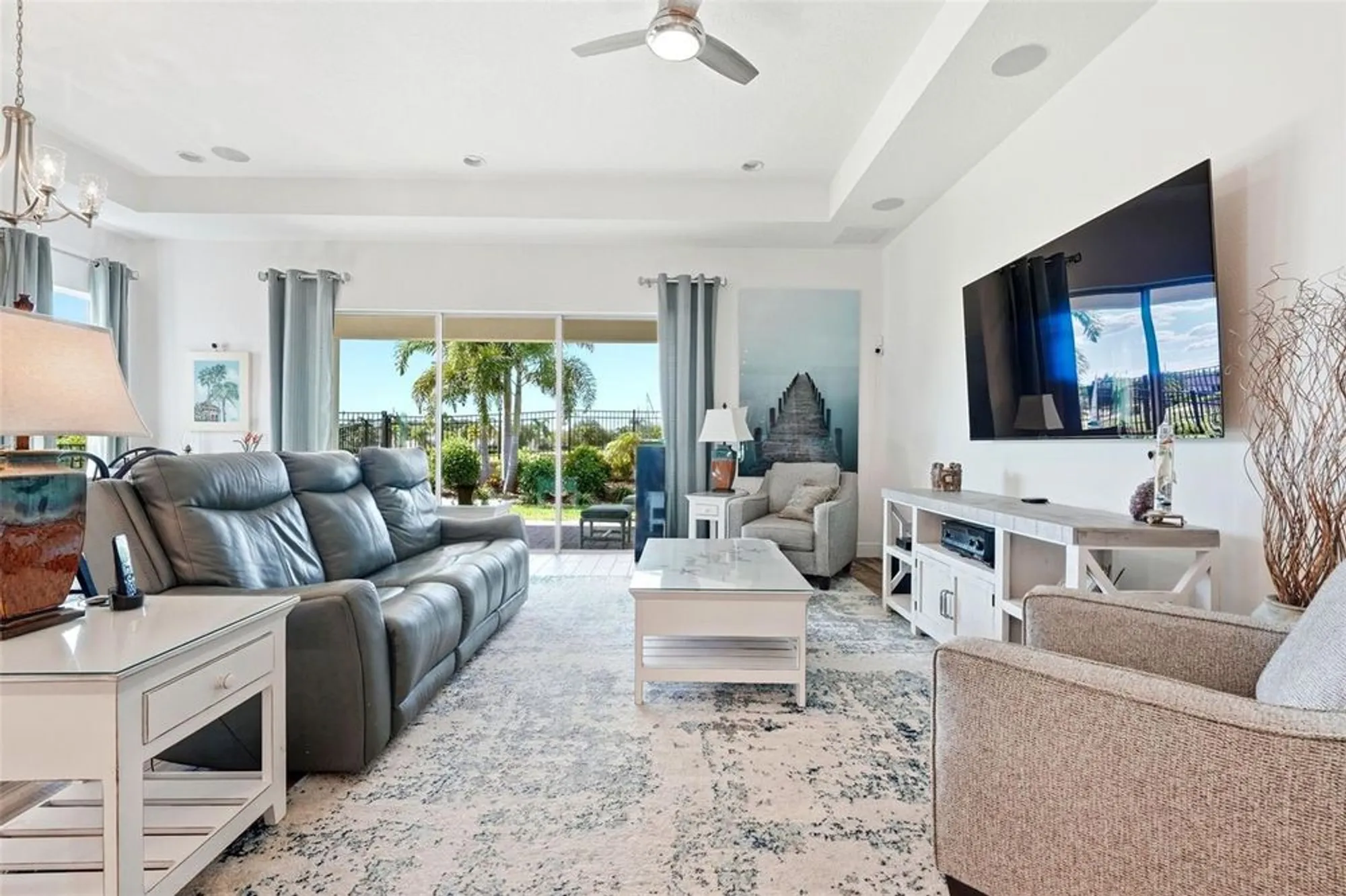 Property Slideshow image 13 of 60 | 2074 flora pass pl, Kissimmee, FL, 34747