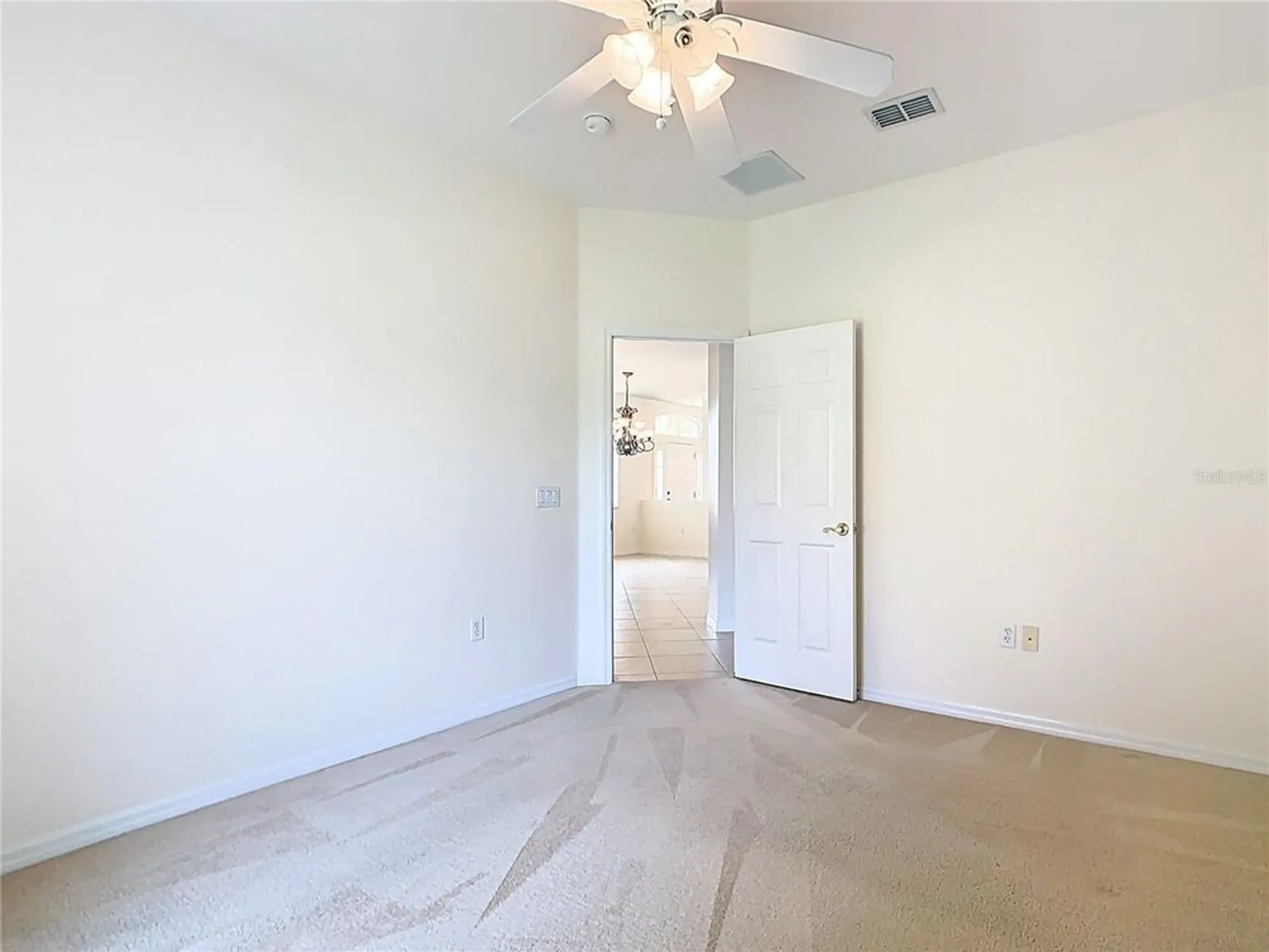 Property Slideshow image 29 of 67 | 644 shorehaven dr, Kissimmee, FL, 34759