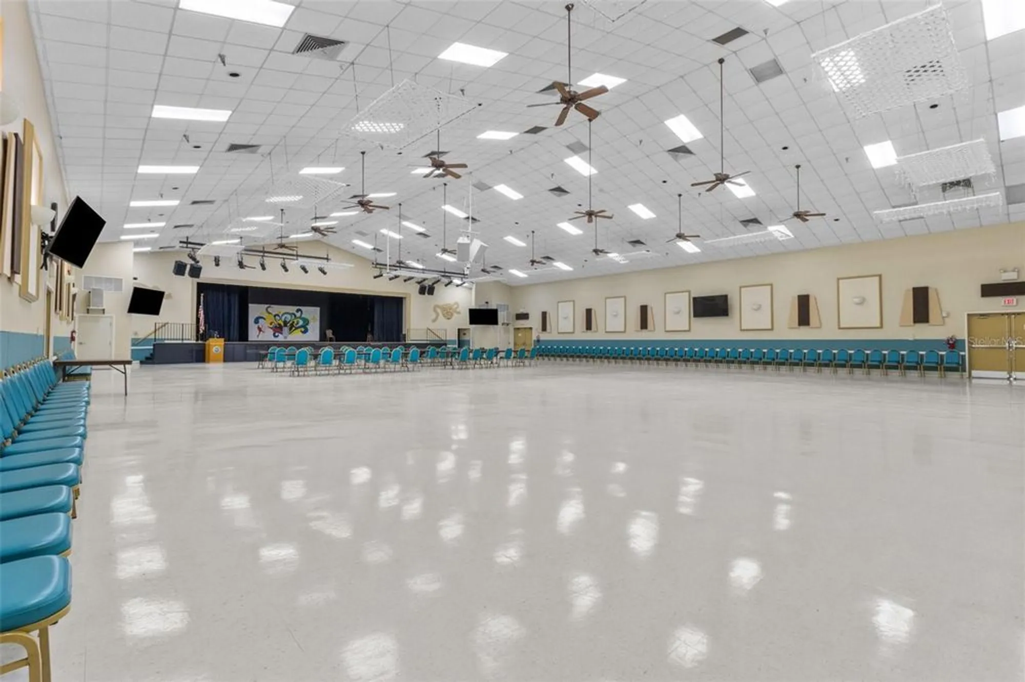 Property Slideshow image 43 of 63 | 3540 cayman ct, Palm Harbor, FL, 34684