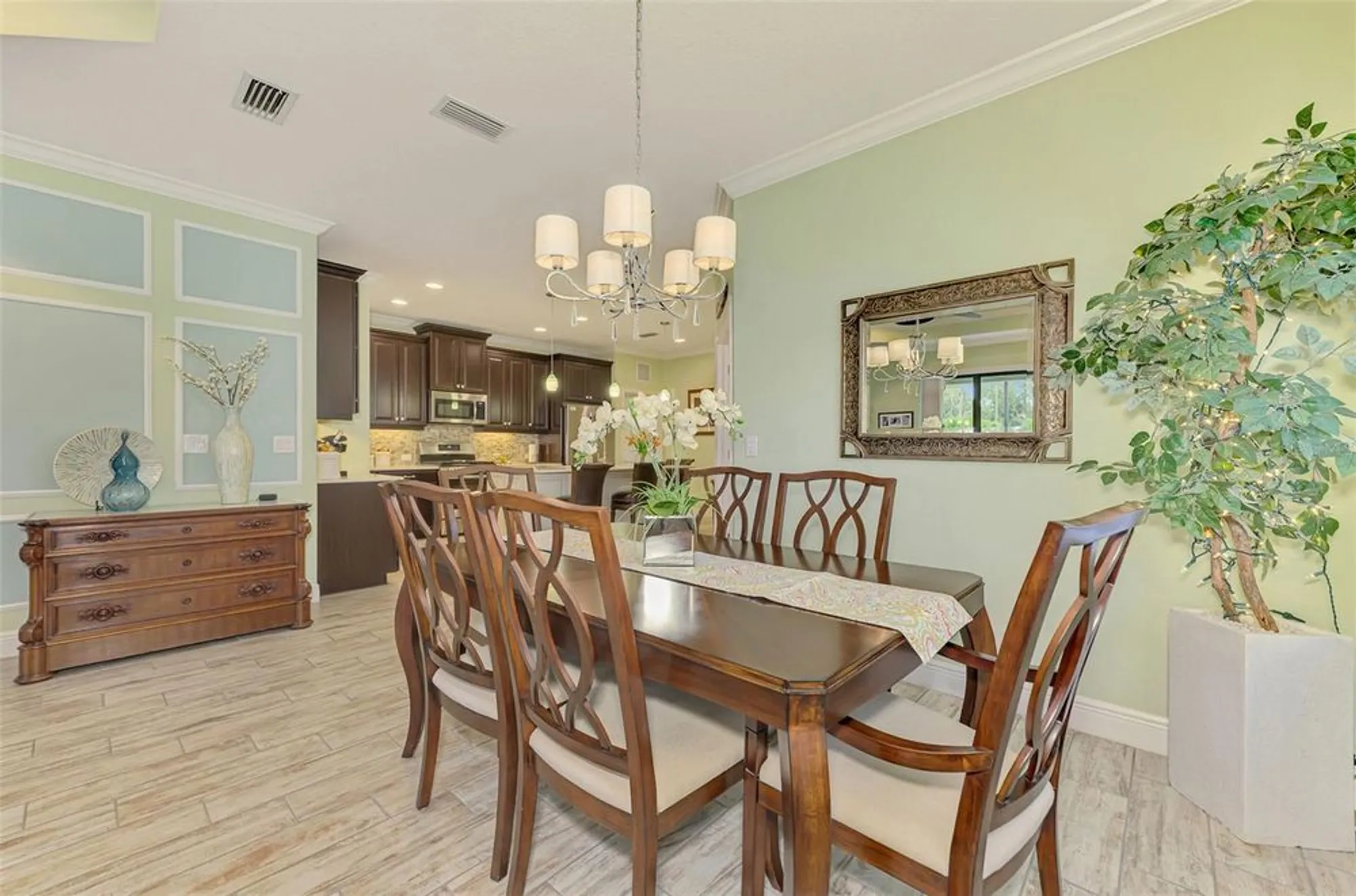 Property Slideshow image 20 of 93 | 11739 okaloosa dr, Venice, FL, 34293
