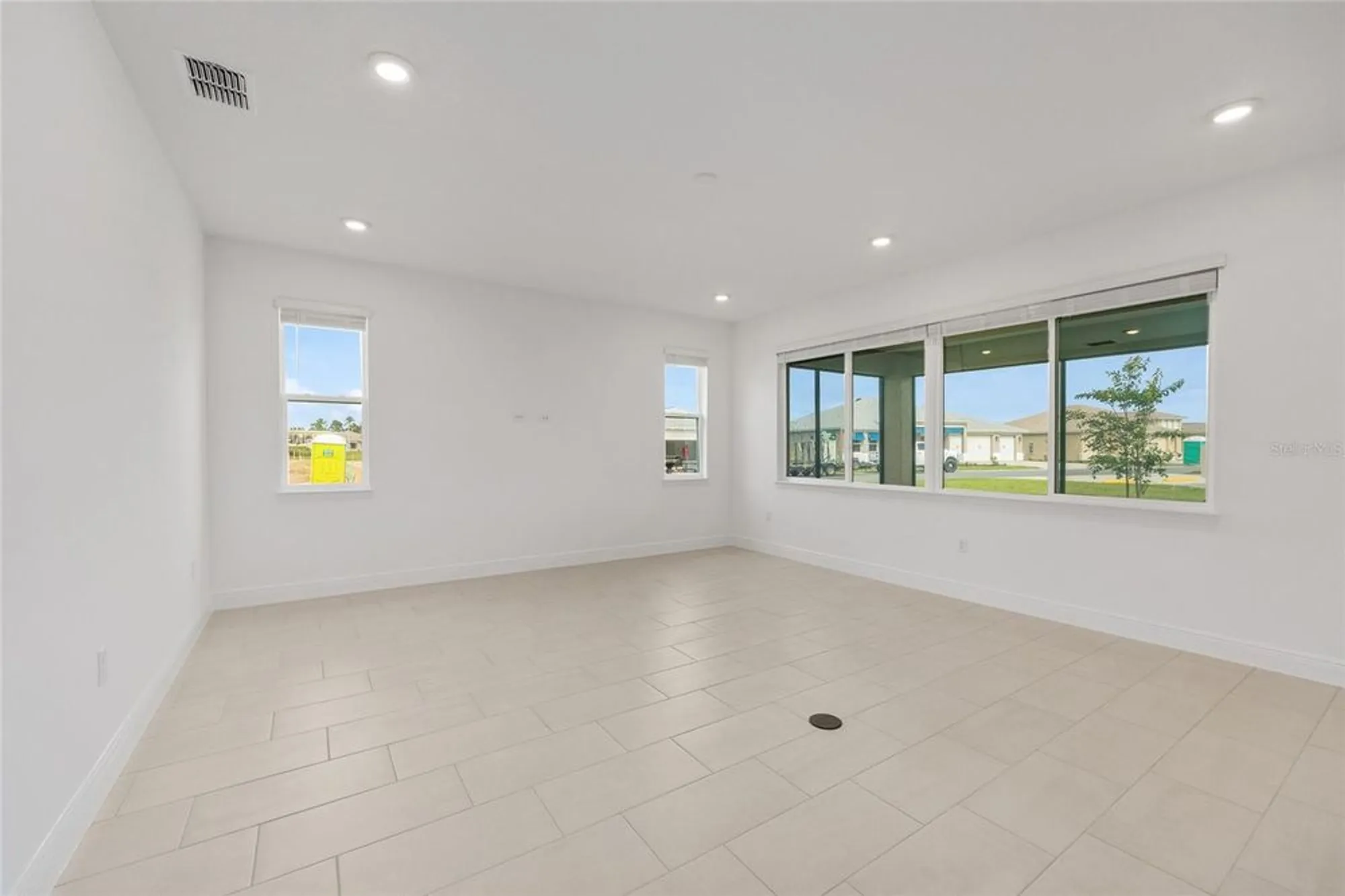 Property Slideshow image 10 of 42 | 10556 sw 96th lane rd, Ocala, FL, 34481