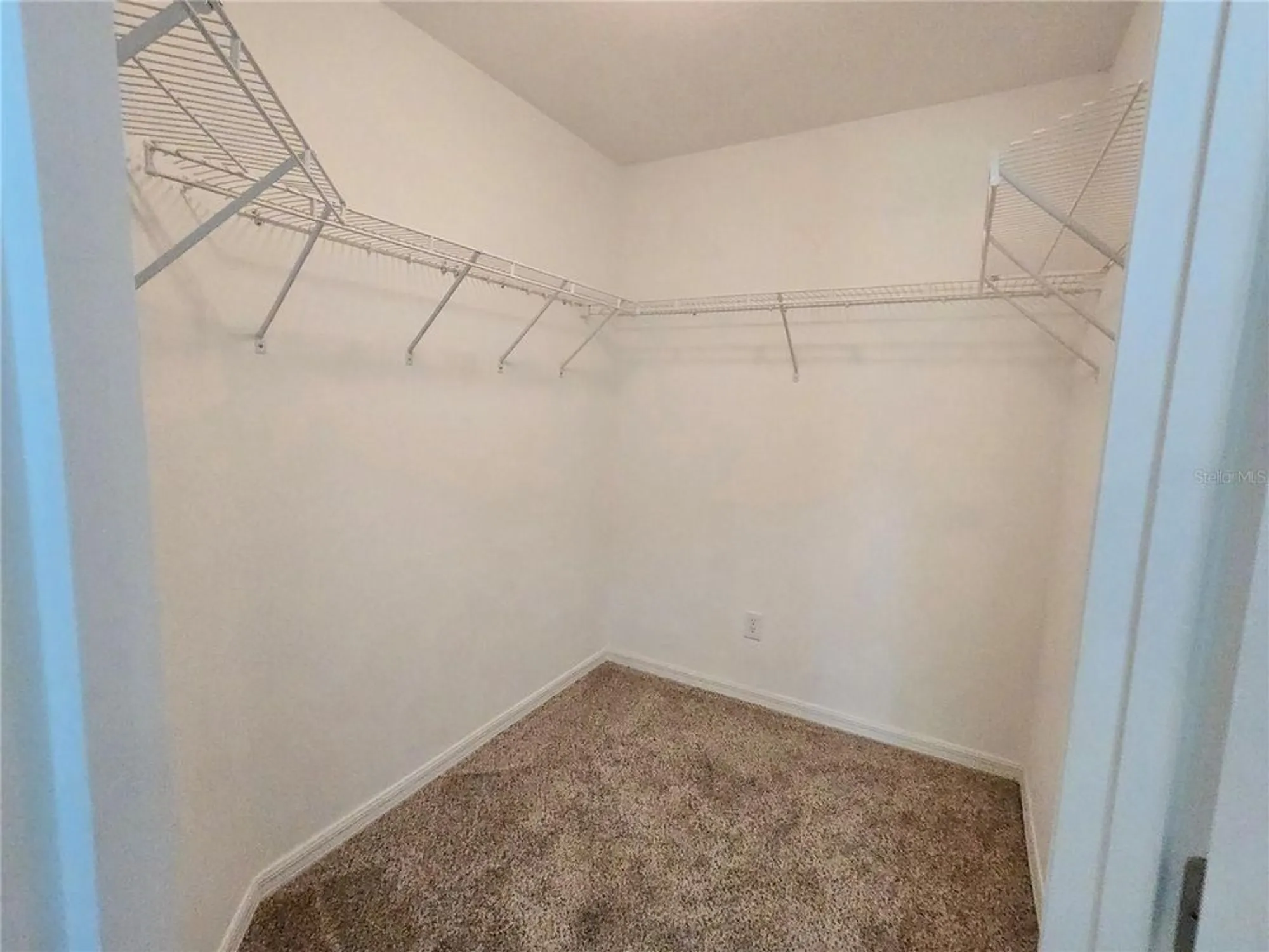 Property Slideshow image 31 of 35 | 17974 se 115th cir, Summerfield, FL, 34491