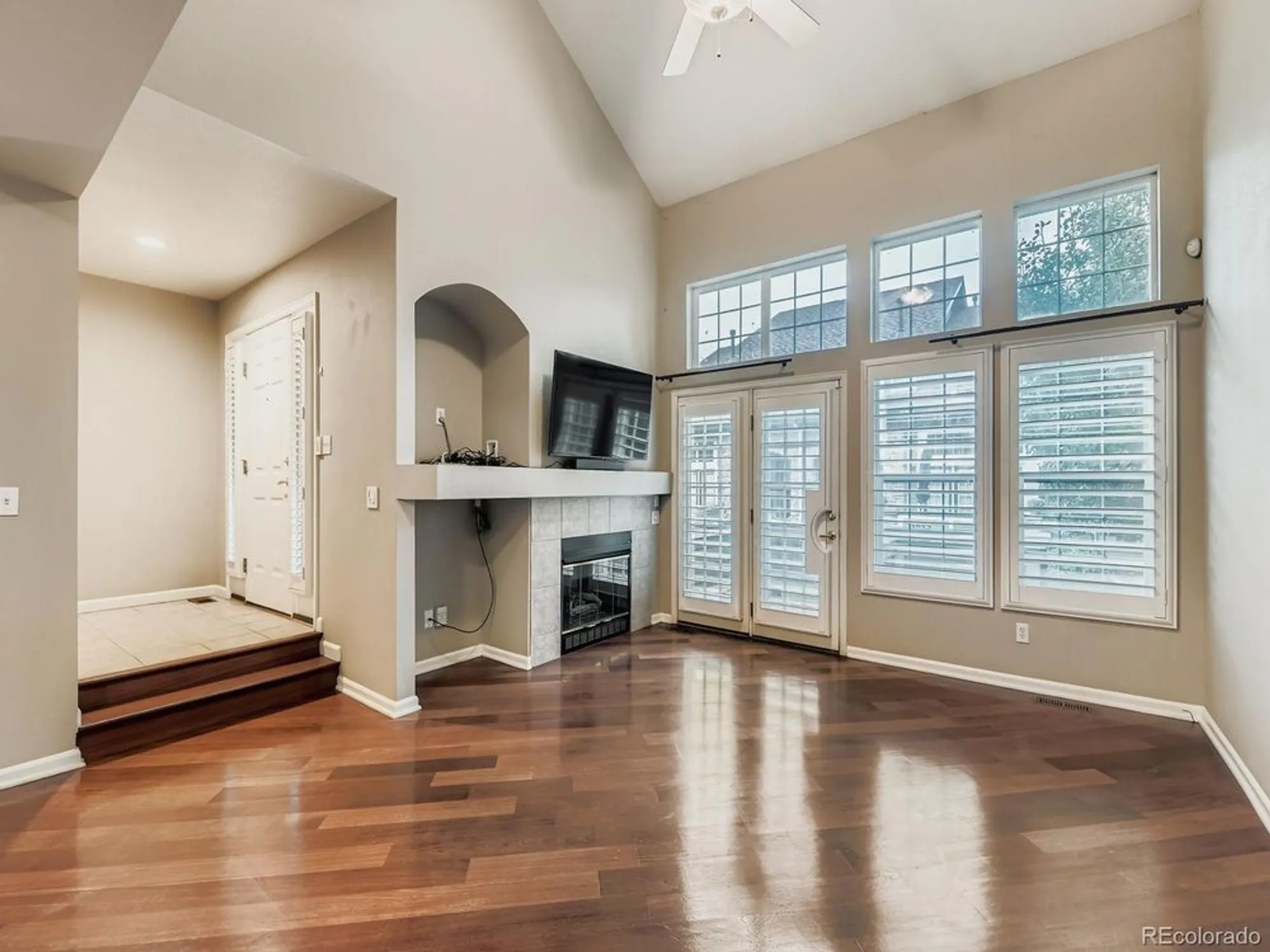 Property Slideshow image 5 of 37 | 2712 w greens pl, Littleton, CO, 80123