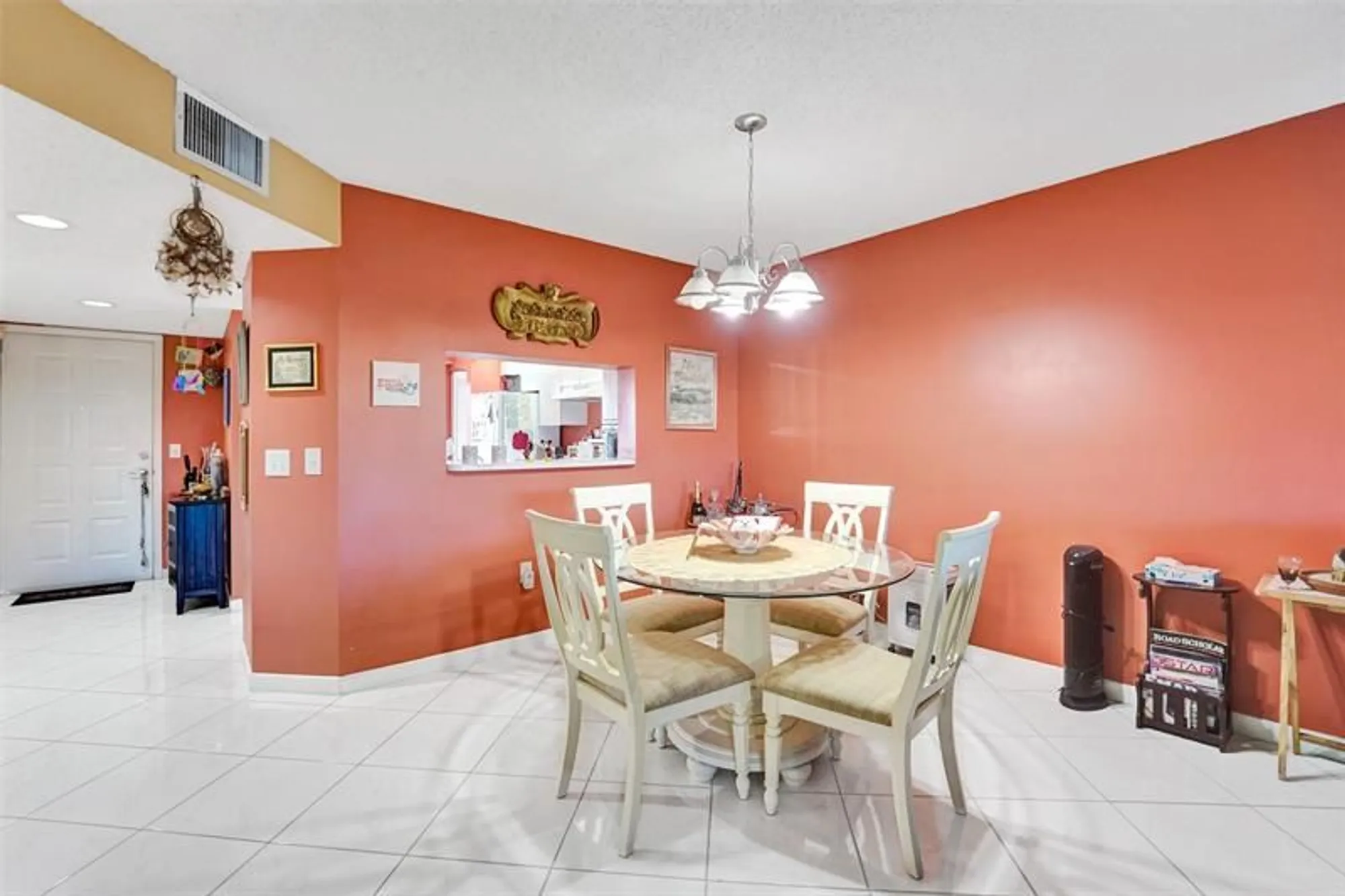 Property Slideshow image 11 of 30 | 901 sw 138th ave 403c, Pembroke Pines, FL, 33027