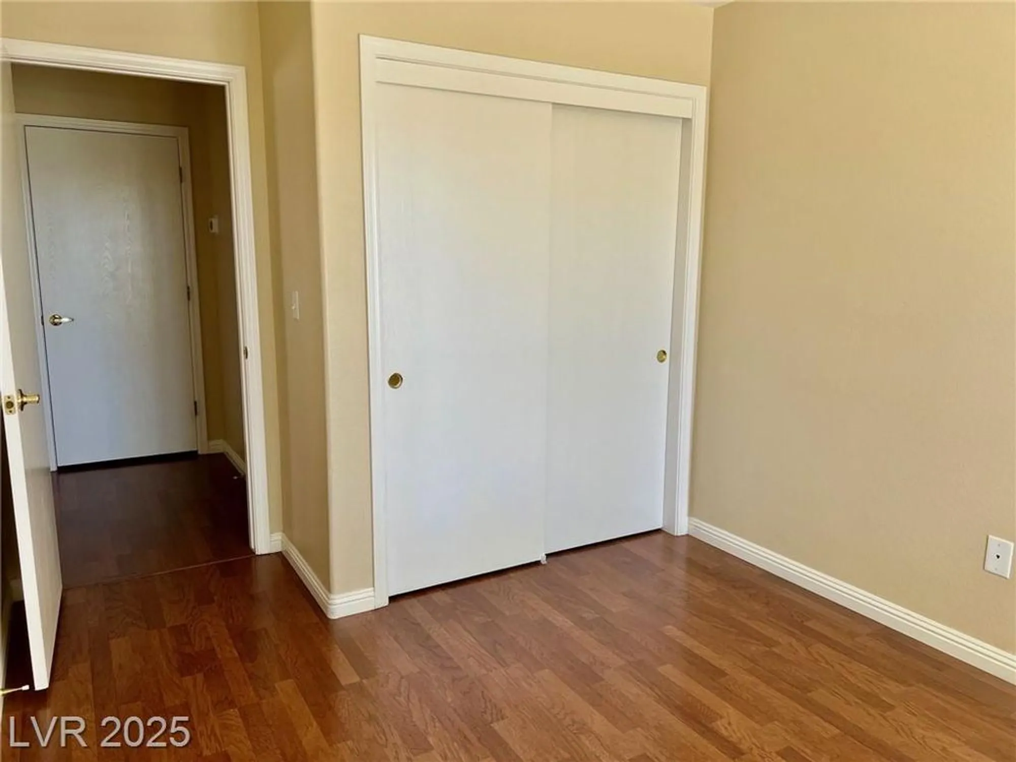 Property Slideshow image 13 of 17 | 2609 sierra sage st, Las Vegas, NV, 89134