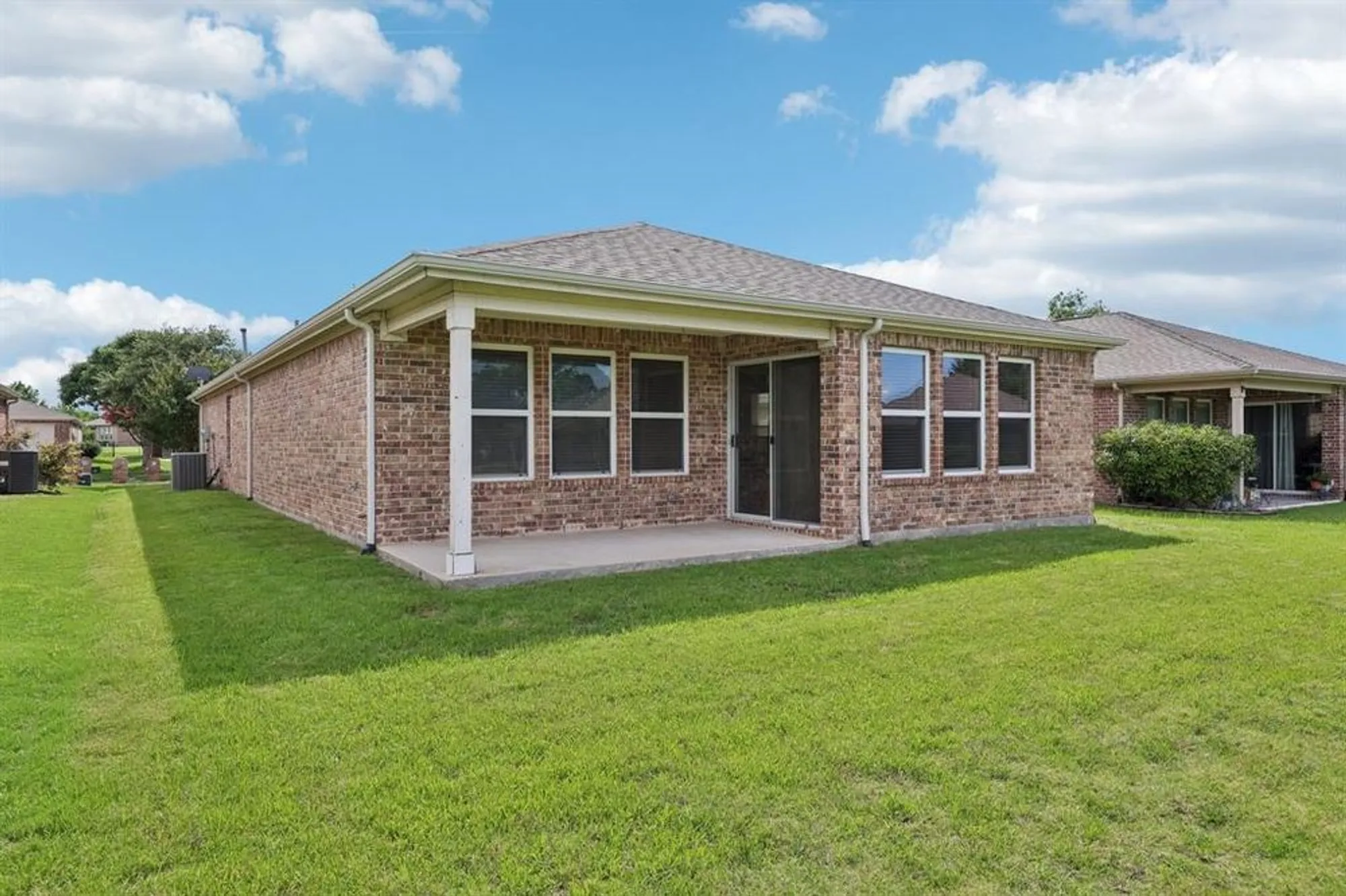 Property Slideshow image 33 of 36 | 7850 estancia dr, Frisco, TX, 75036