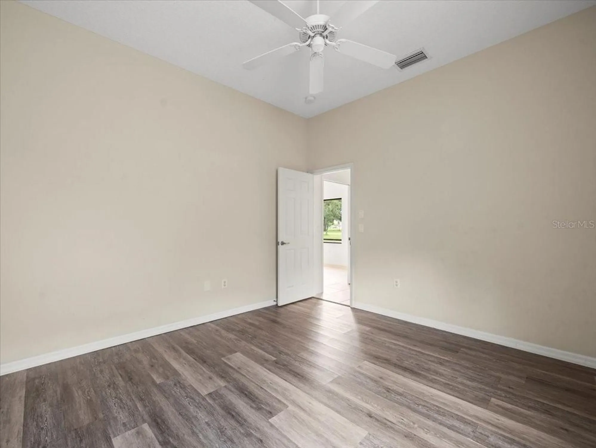 Property Slideshow image 39 of 54 | 9694 southern belle dr, Weeki Wachee, FL, 34613