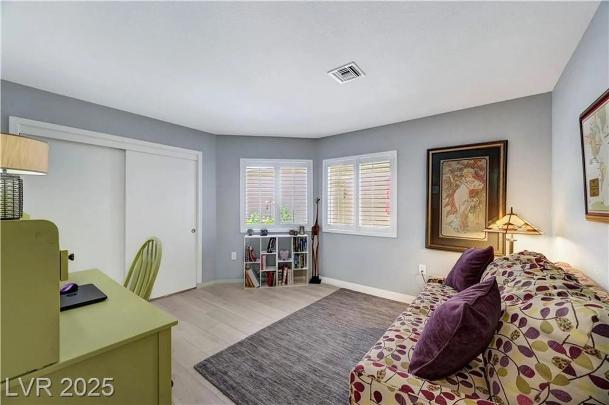 Property Slideshow image 20 of 55 | 2456 desert butte dr, Las Vegas, NV, 89134