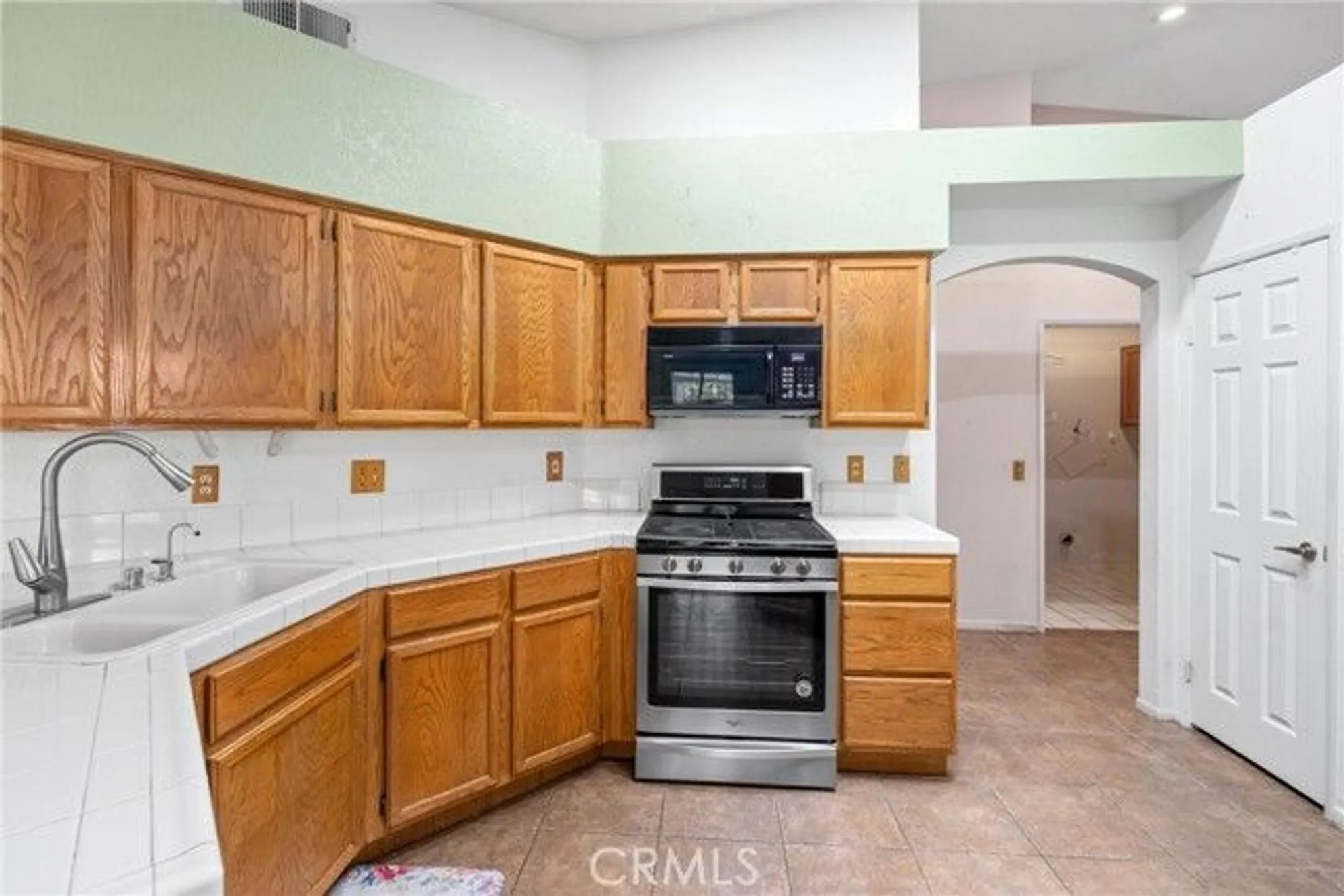 Property Slideshow image 4 of 35 | 1863 ash tree ln, Hemet, CA, 92545