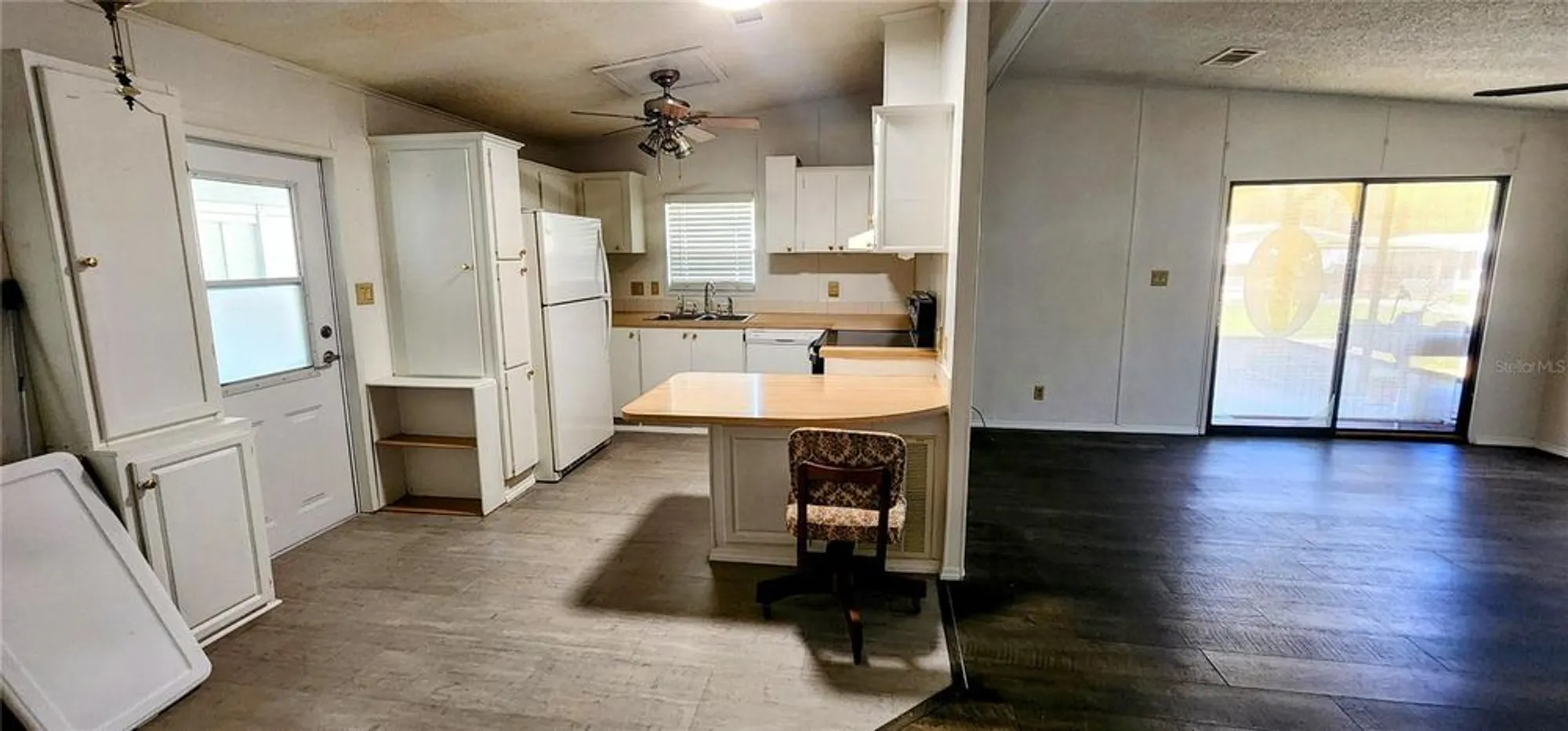 Property Slideshow image 4 of 31 | 404 s timber trl, Wildwood, FL, 34785