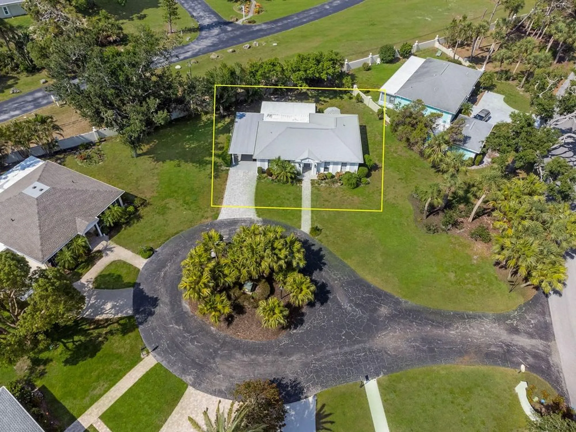 Property Slideshow image 46 of 73 | 1 curacao cir 44, Englewood, FL, 34223