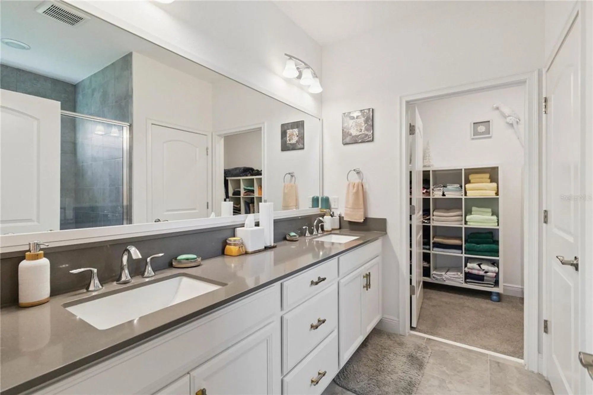 Property Slideshow image 16 of 32 | 3184 songbird cir, Harmony, FL, 34773