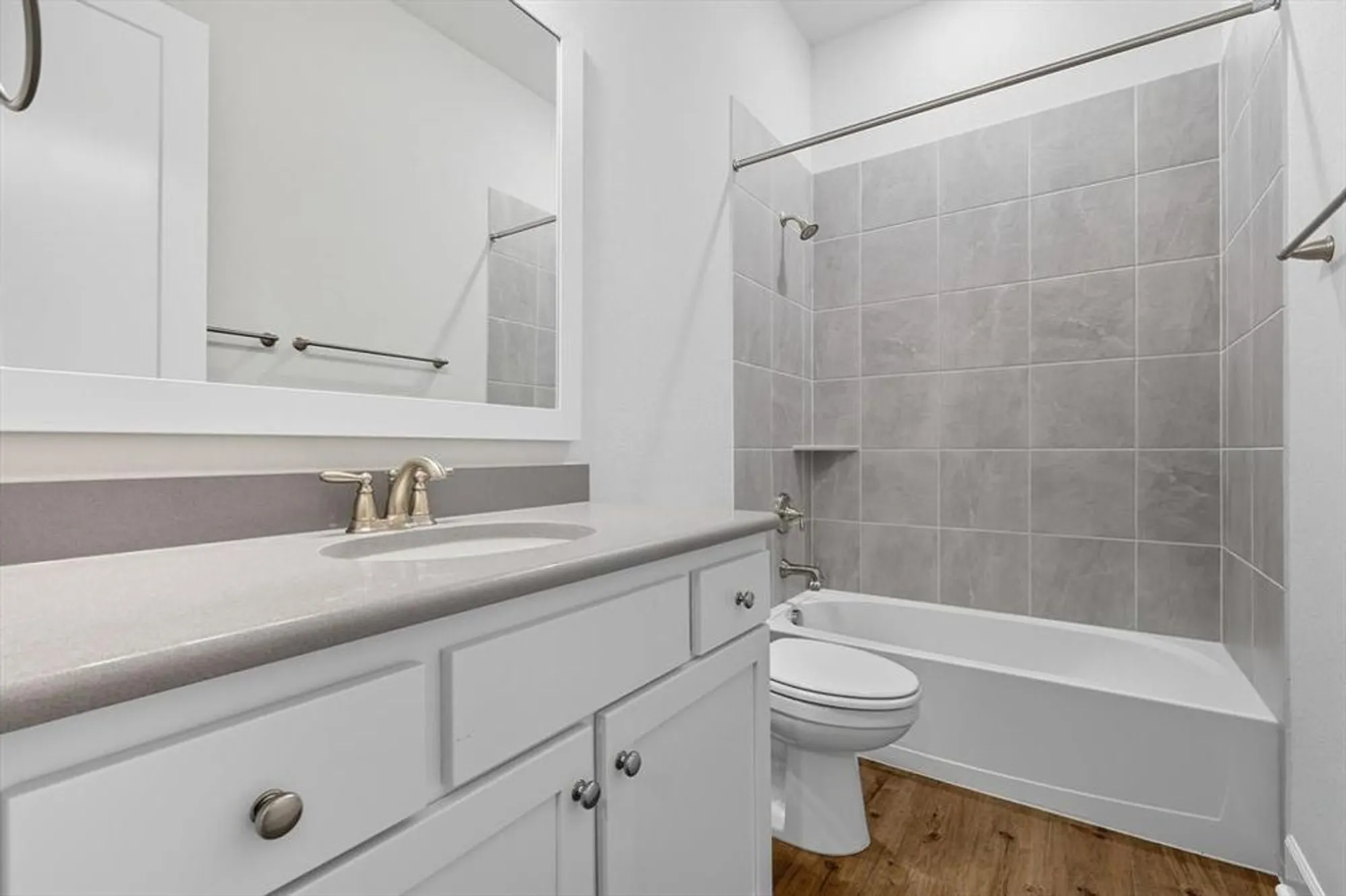 Property Slideshow image 30 of 40 | 4815 beaver creek dr, Arlington, TX, 76005