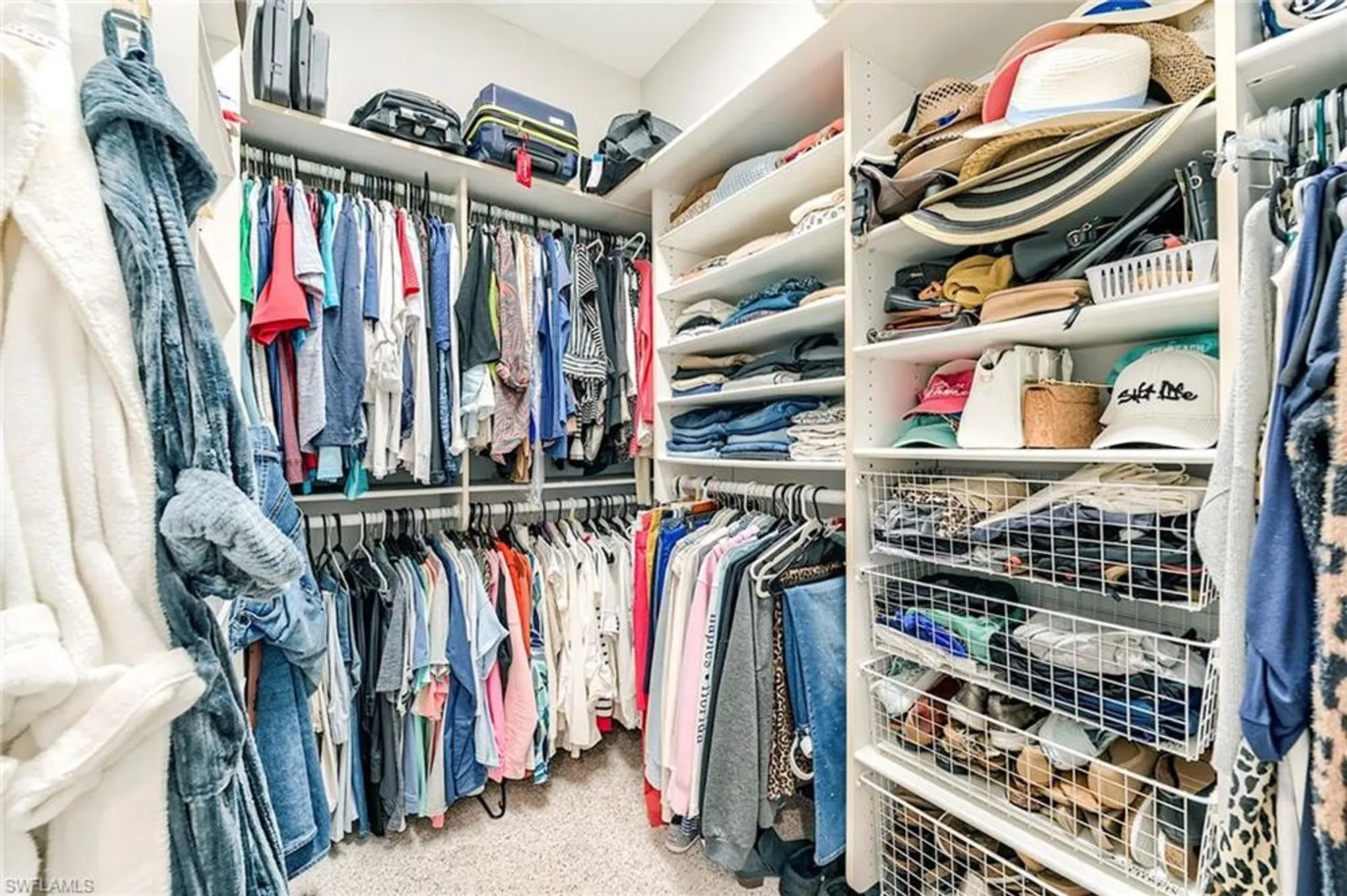 Property Slideshow image 20 of 37 | 3420 thornbury ln, Bonita Springs, FL, 34134