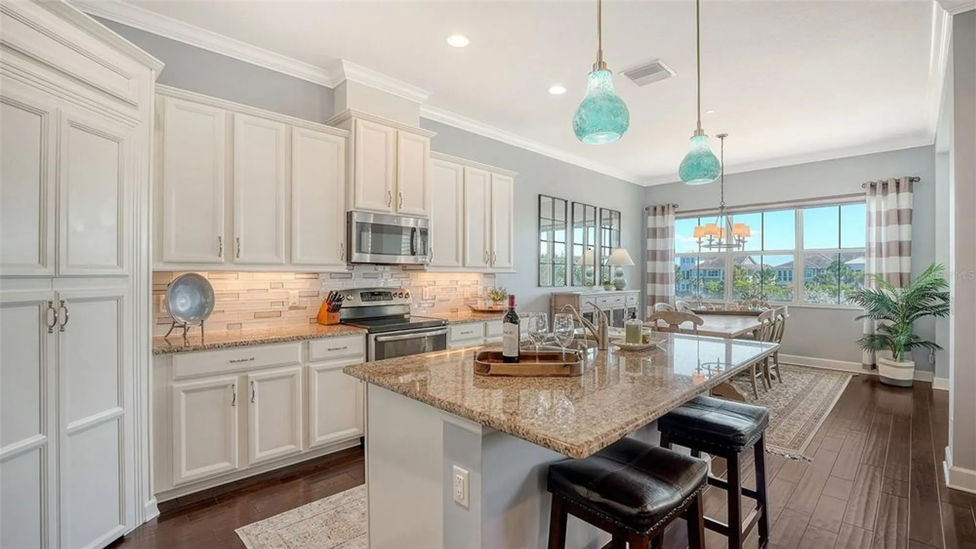 Property Slideshow image 16 of 52 | 343 compass point dr unit 201, Bradenton, FL, 34209