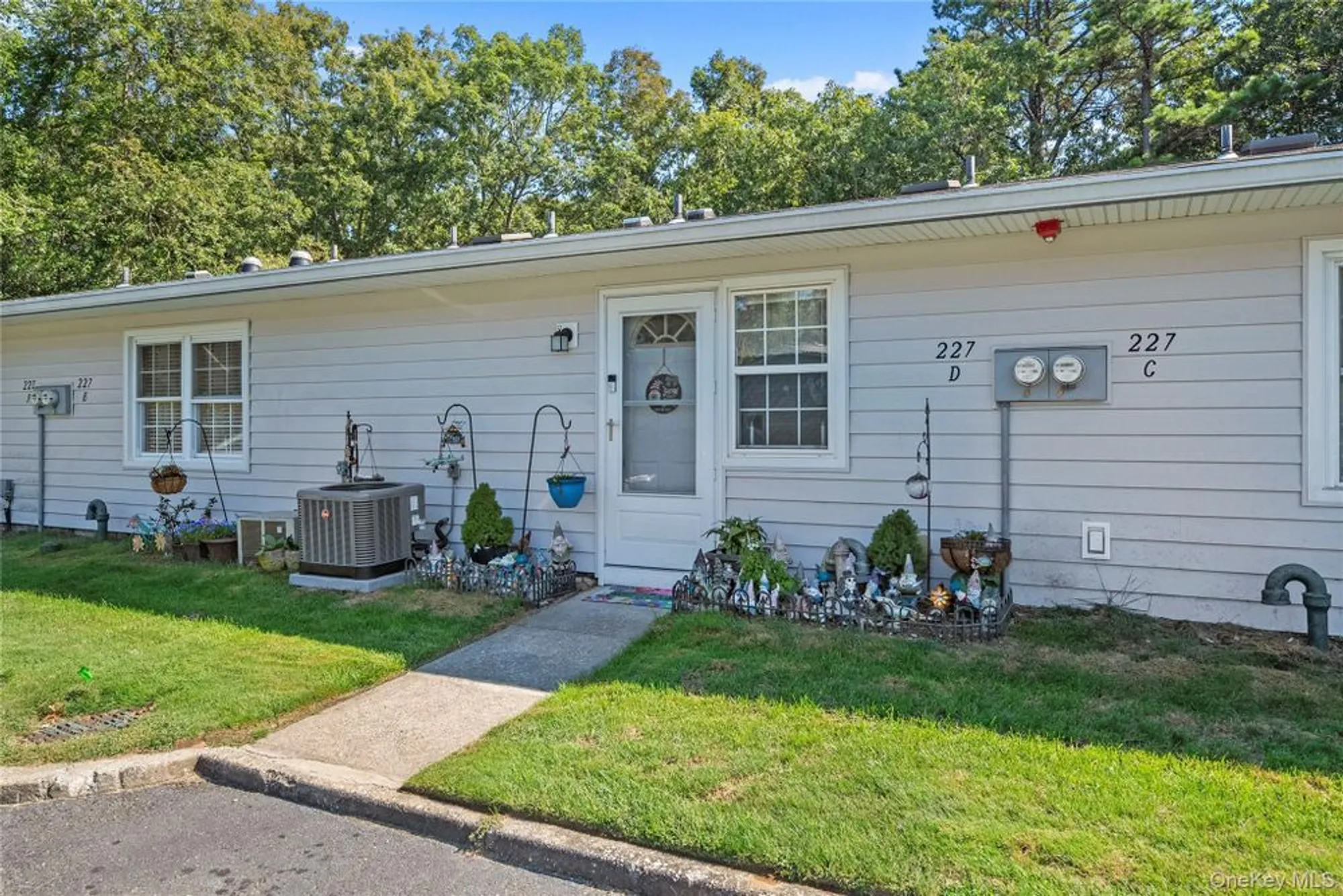 Property Slideshow image 14 of 20 | 227 blackpool ct d, Ridge, NY, 11961