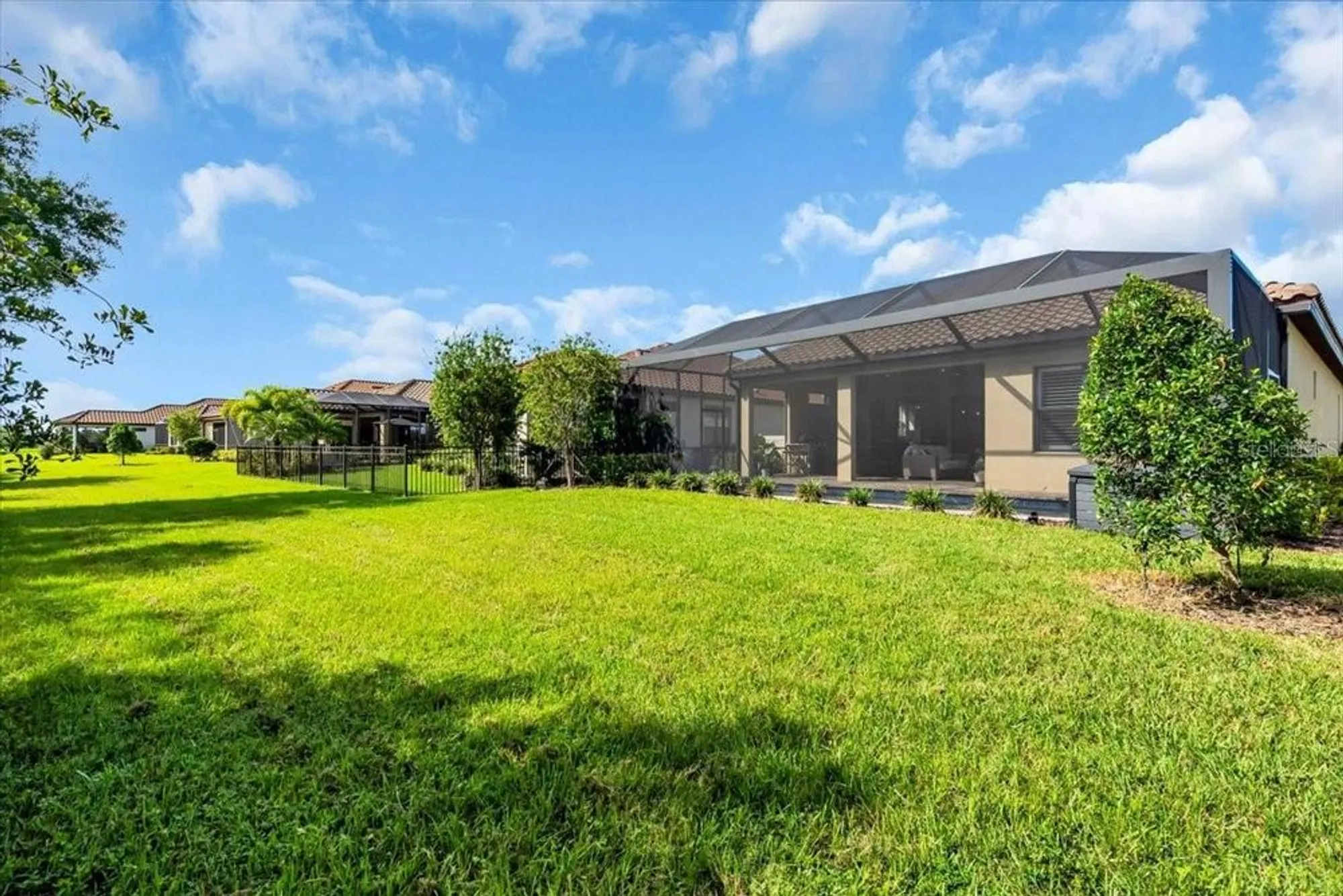 Property Slideshow image 27 of 43 | 10804 wicker park pl, Palmetto, FL, 34221