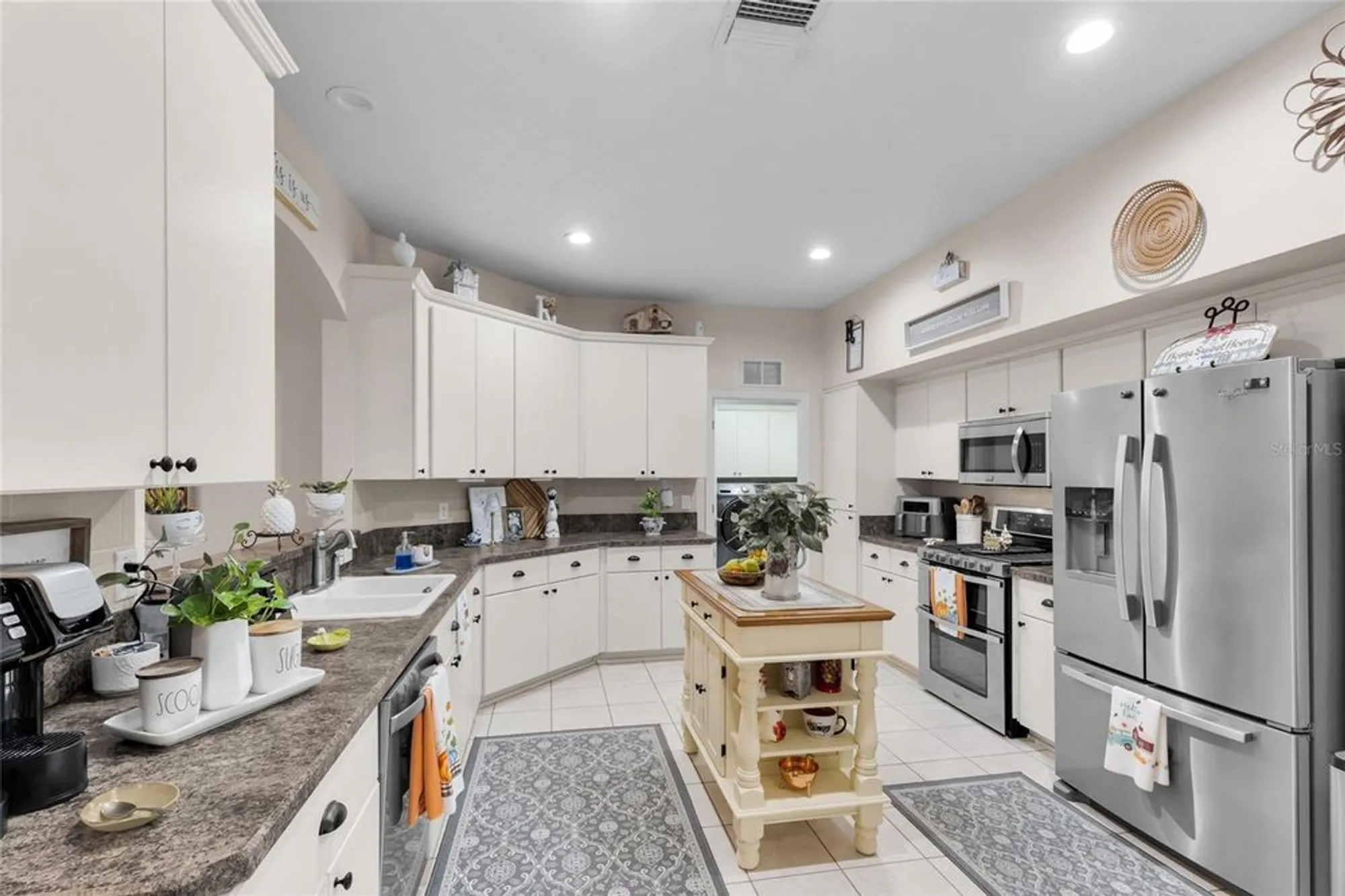 Property Slideshow image 19 of 35 | 5138 indian ocean loop, Tavares, FL, 32778