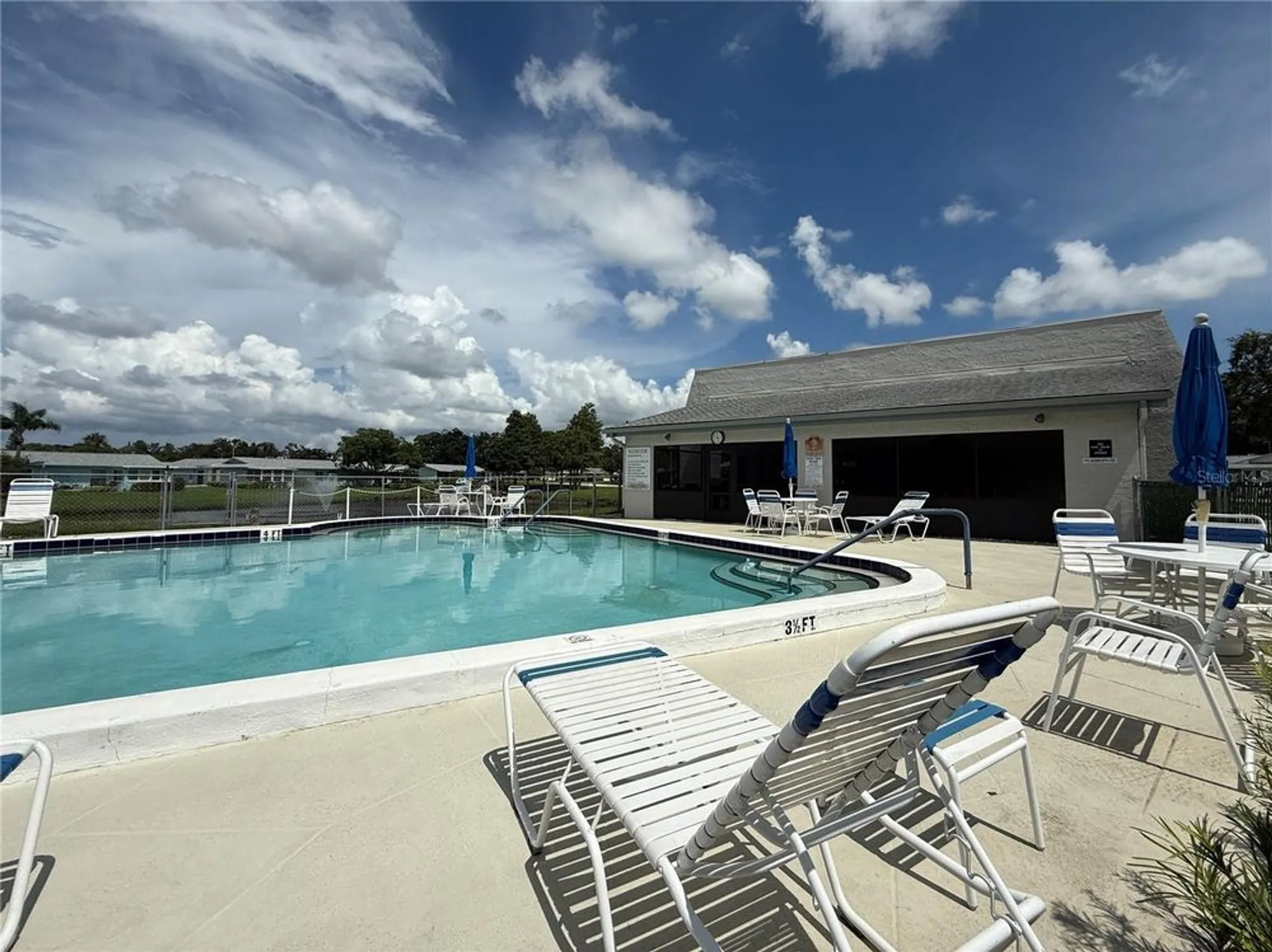 Property Slideshow image 49 of 51 | 2722 sherbrooke ln d, Palm Harbor, FL, 34684