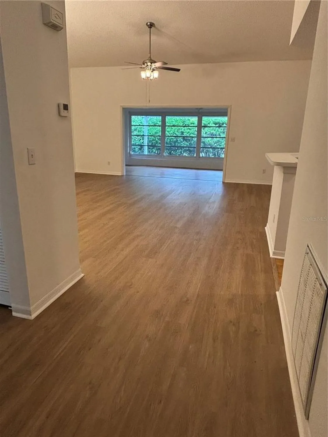 Property Slideshow image 4 of 17 | 1001 otter mill way # 1001, Sun City Center, FL, 33573