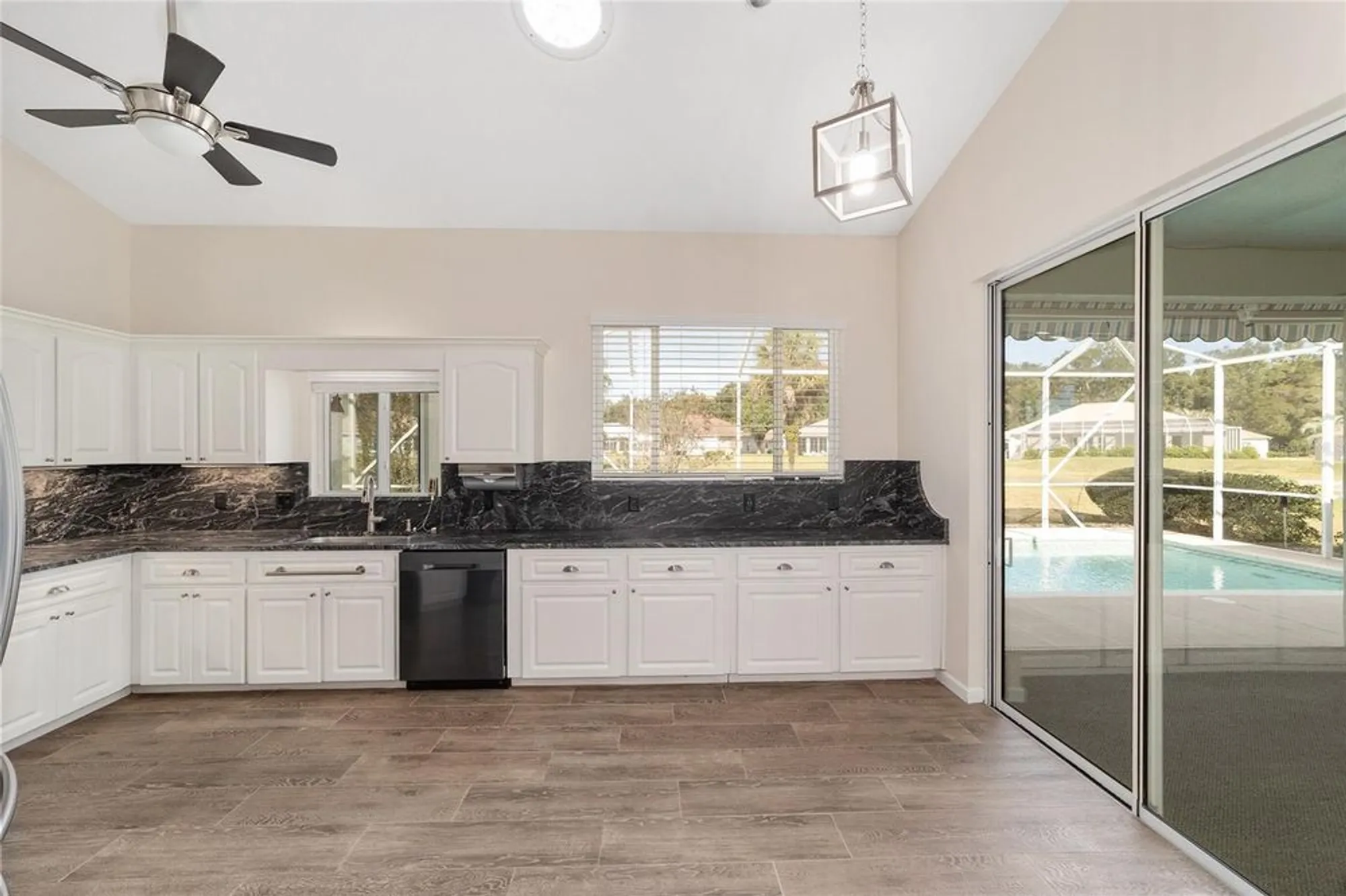 Property Slideshow image 16 of 59 | 5565 nw 26th ln, Ocala, FL, 34482