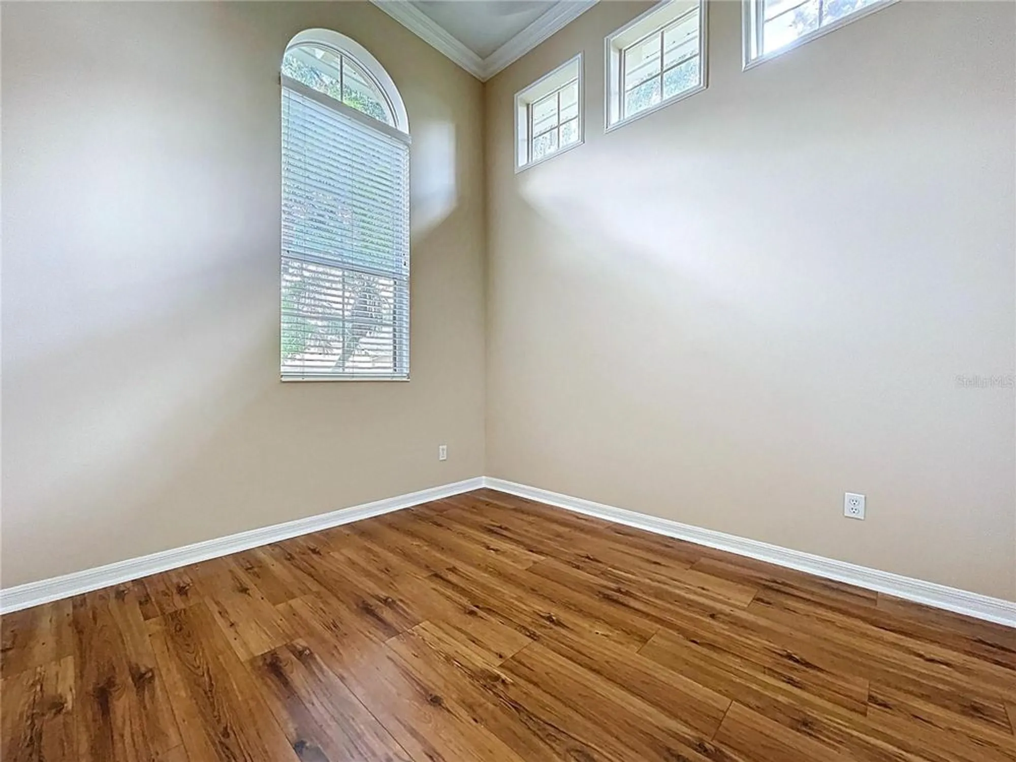 Property Slideshow image 31 of 74 | 2018 inverness greens dr # 2018, Sun City Center, FL, 33573