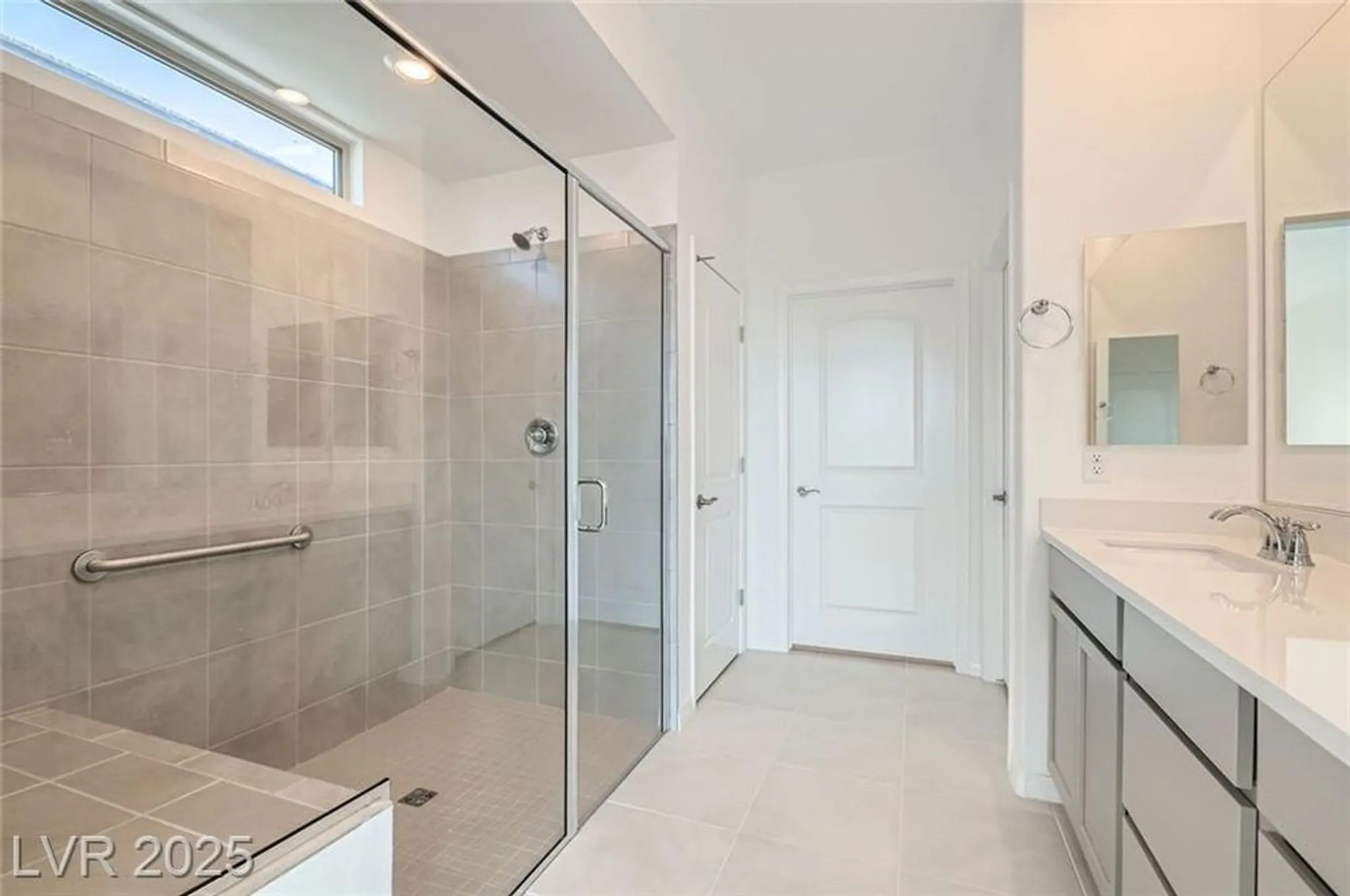 Property Slideshow image 18 of 29 | 58 sun lily ln, Henderson, NV, 89011