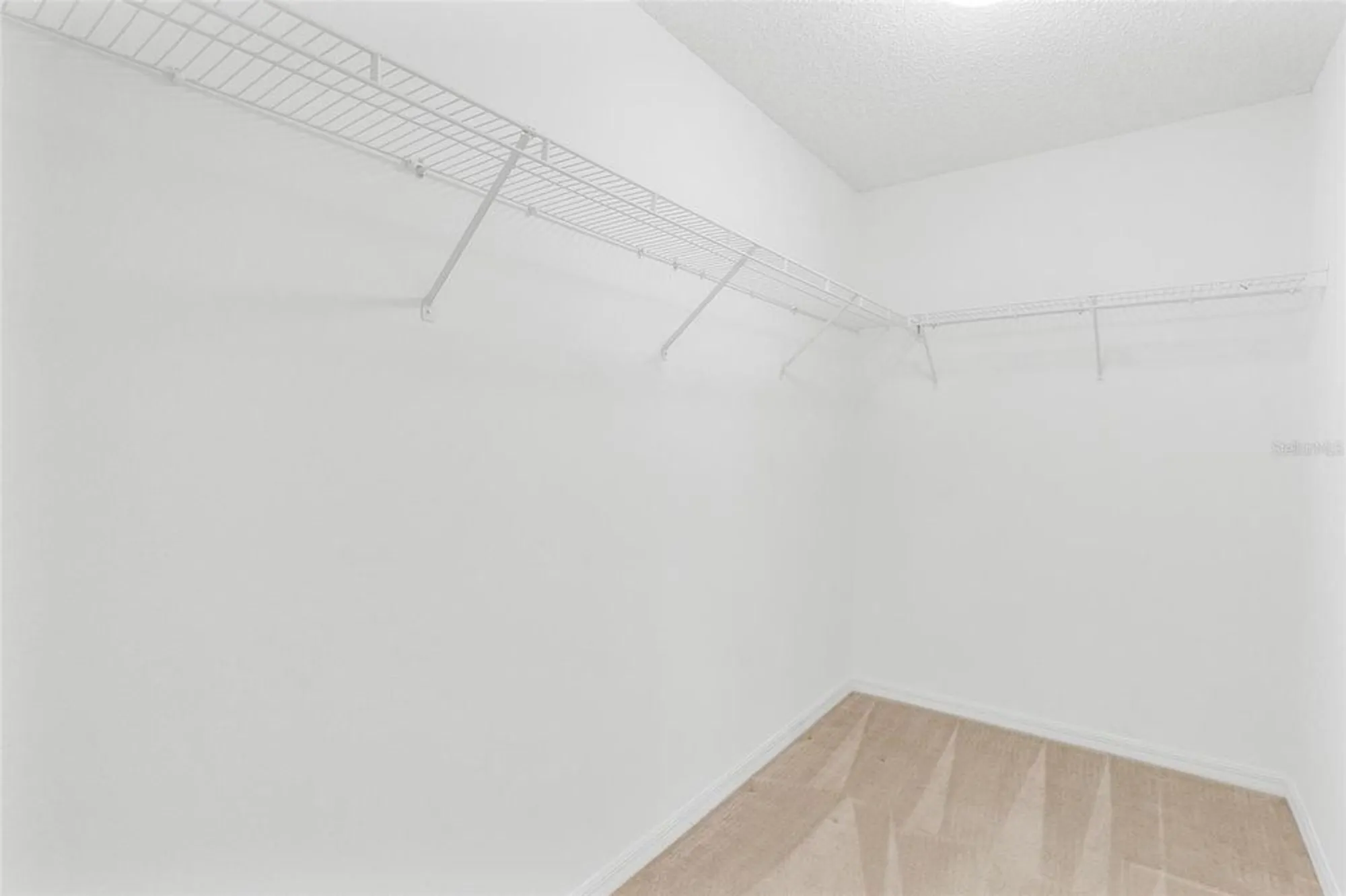 Property Slideshow image 24 of 45 | 2732 privada dr, The Villages, FL, 32162