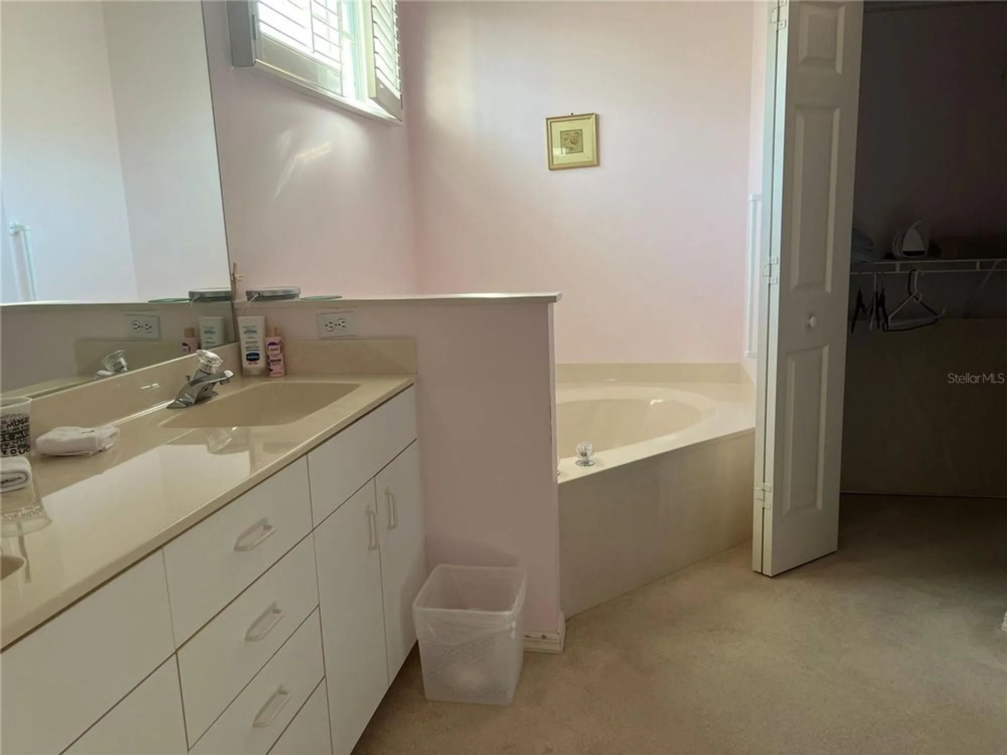 Property Slideshow image 13 of 38 | 858 tartan dr # 858, Venice, FL, 34293
