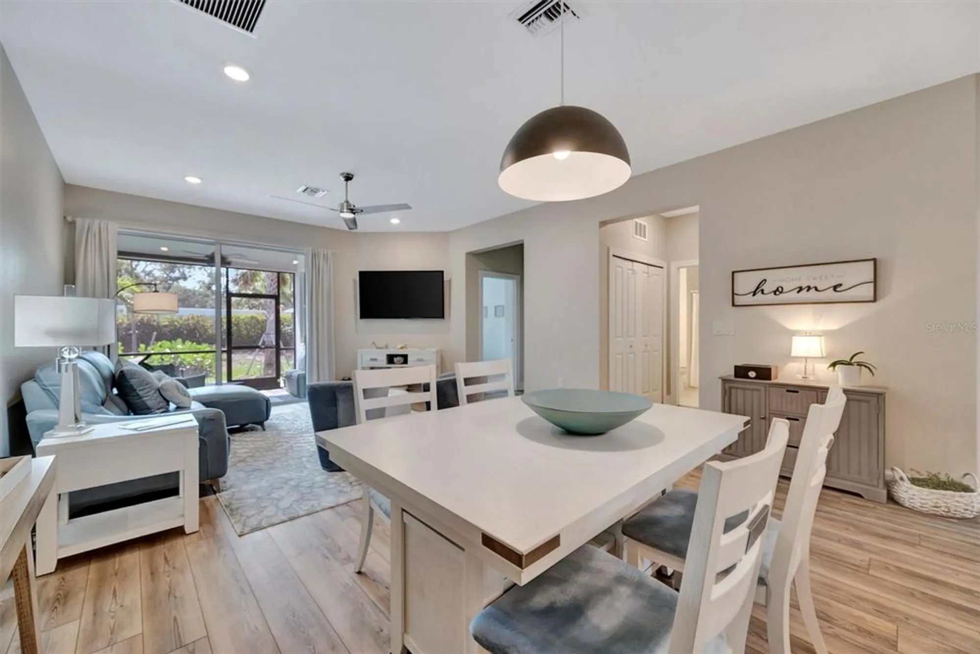 Property Slideshow image 11 of 59 | 25069 pearl lake cir, Englewood, FL, 34223