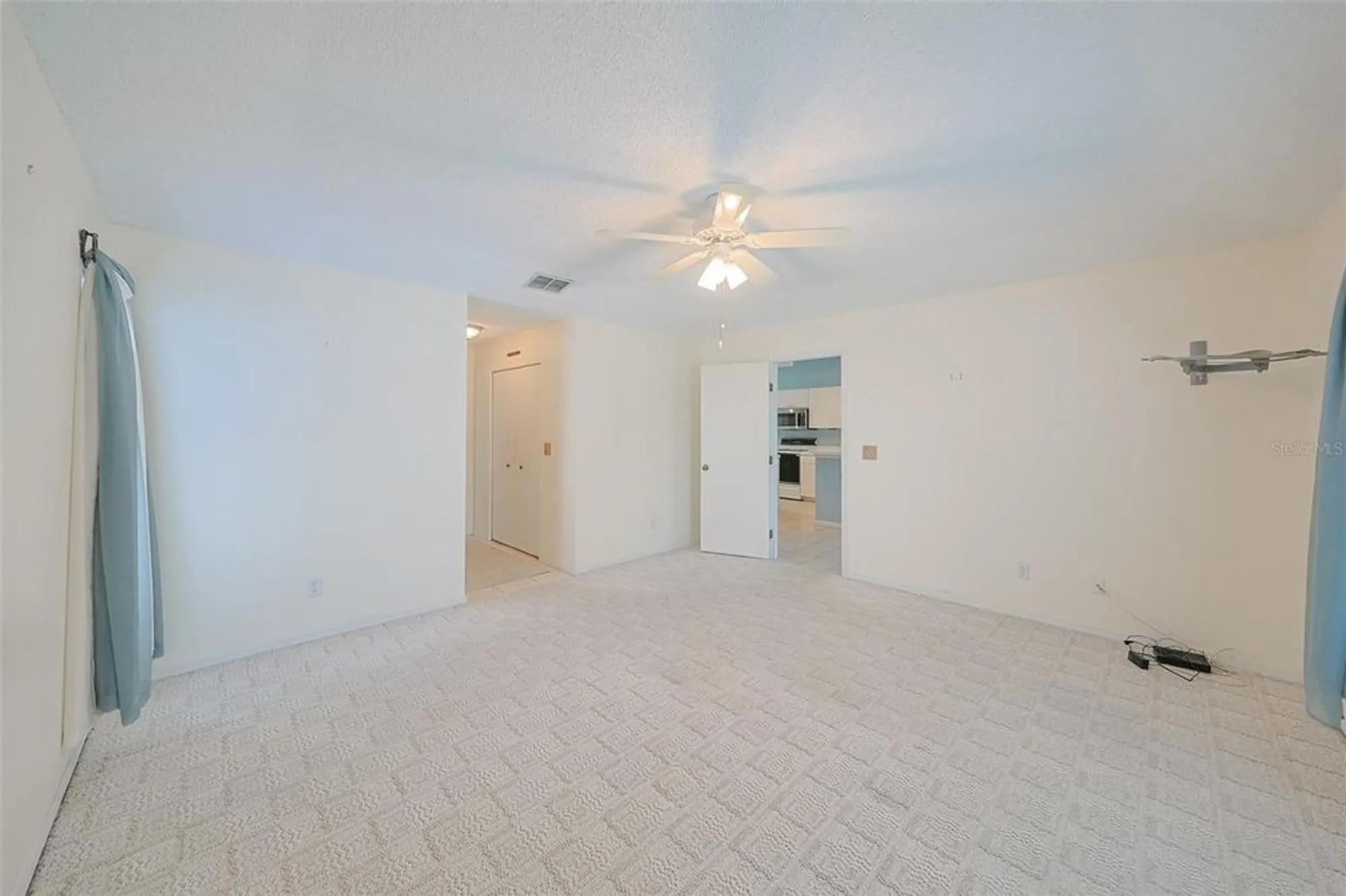 Property Slideshow image 23 of 42 | 352 caloosa palms ct, Sun City Center, FL, 33573