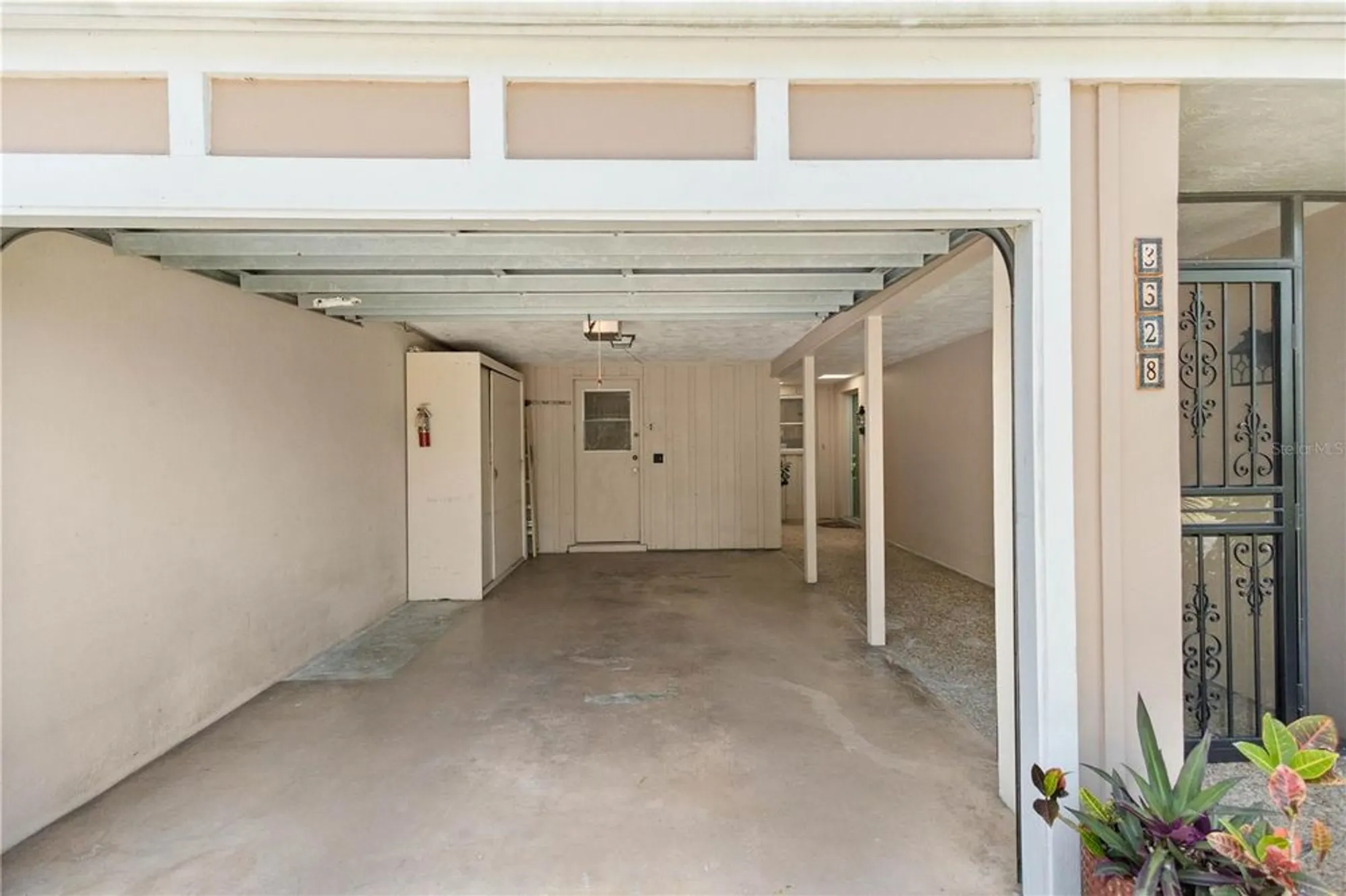 Property Slideshow image 30 of 35 | 3328 dartmouth ln 1012, Sarasota, FL, 34239