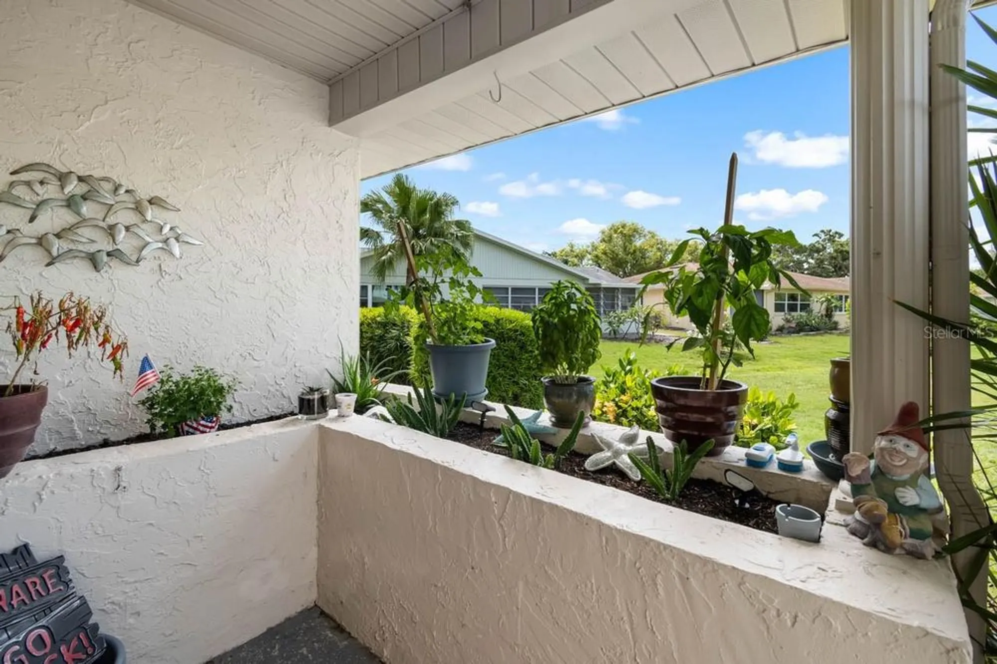 Property Slideshow image 4 of 34 | 403 fulham ct b, Sun City Center, FL, 33573