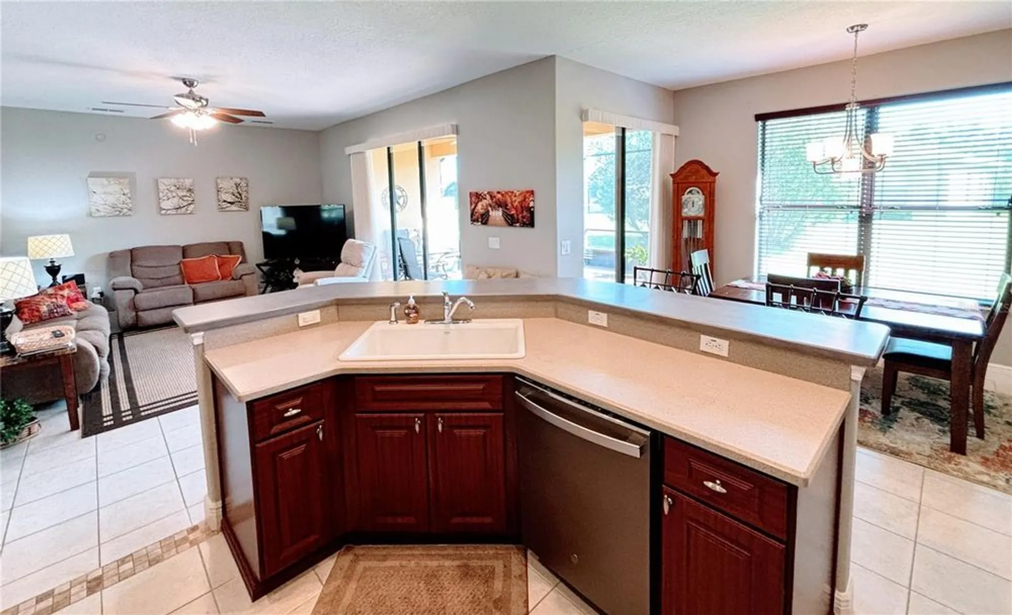 Property Slideshow image 8 of 62 | 134 glendale ct, Poinciana, FL, 34759