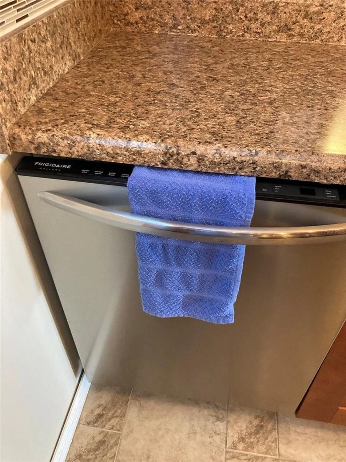 Property Slideshow image 32 of 59 | 6080 80th st n unit 409, St Petersburg, FL, 33709